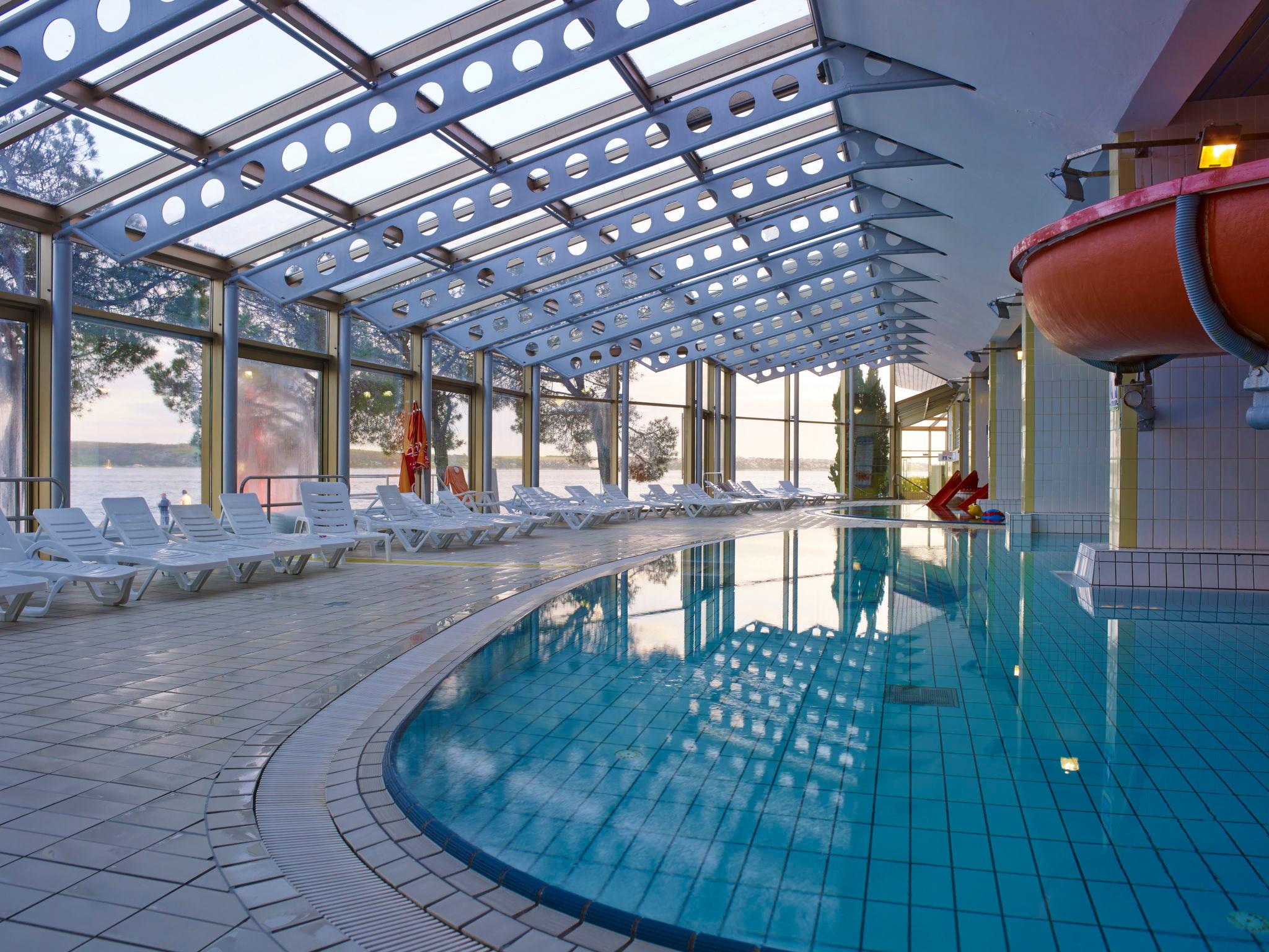 Foto 18 - Apartamento de 1 habitación en Piran con piscina y vistas al mar