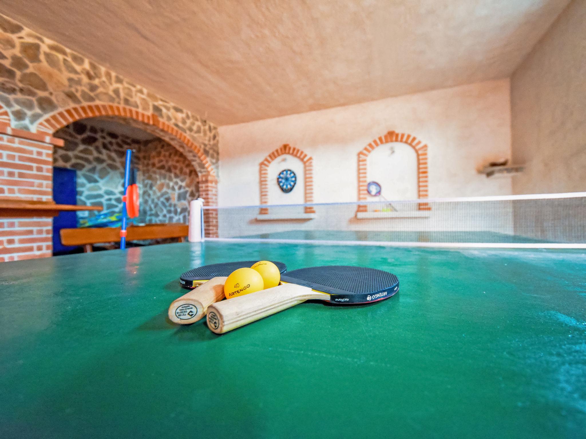 Foto 27 - Casa con 4 camere da letto a Stankovci con piscina privata e giardino