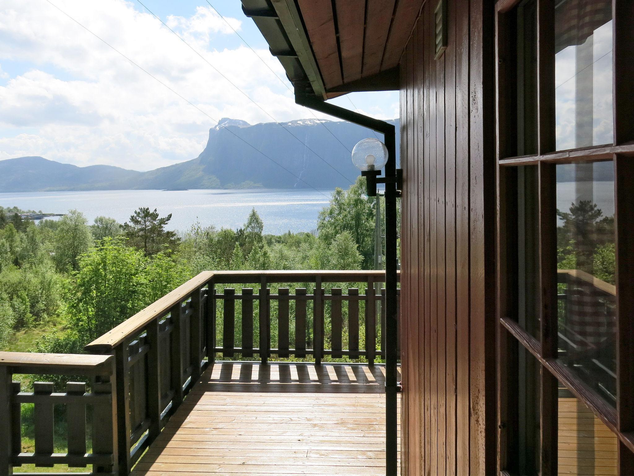 Foto 2 - Casa de 2 quartos em Salbu com jardim e terraço