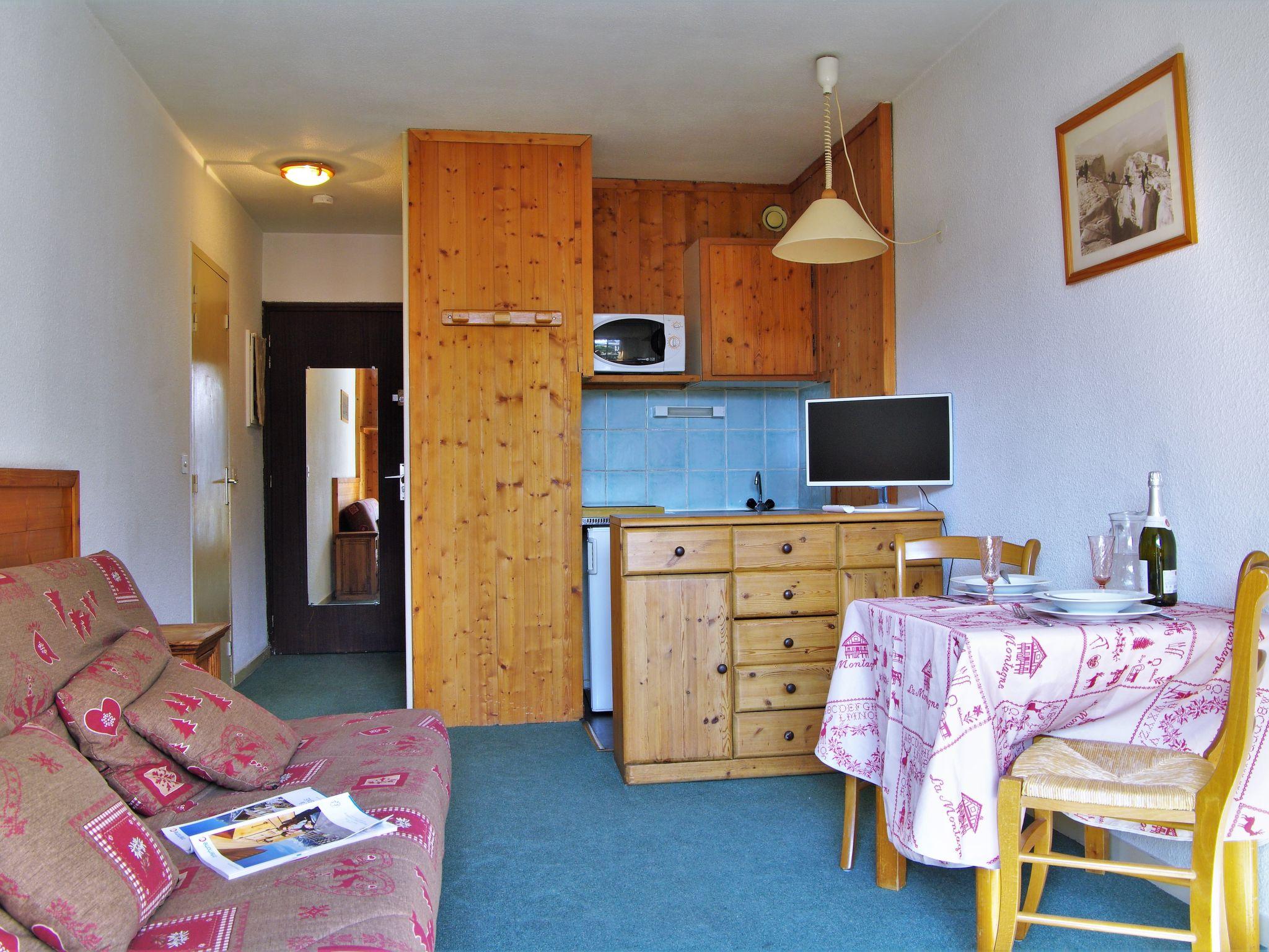 Photo 1 - Apartment in Chamonix-Mont-Blanc with mountain view