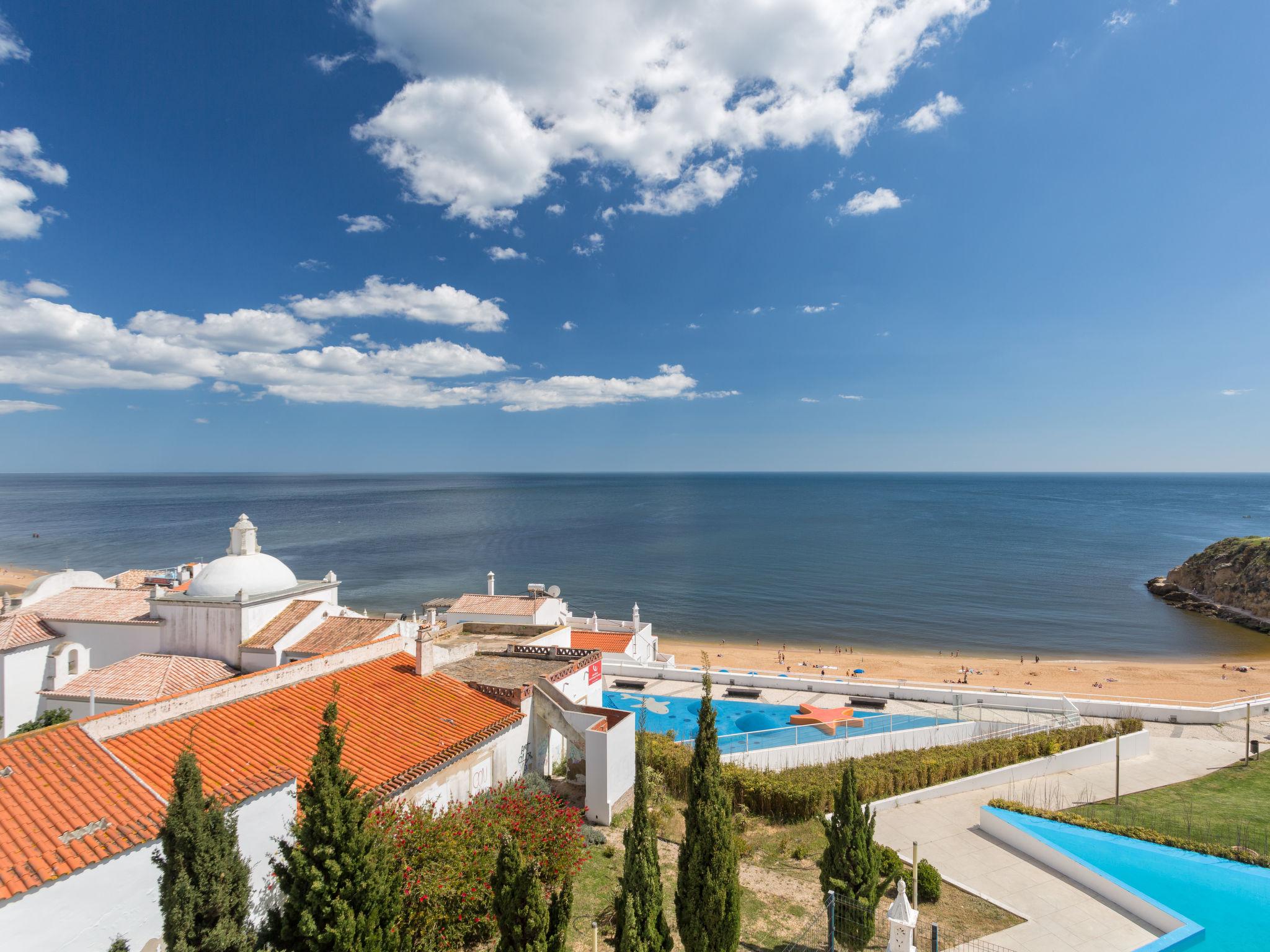 Foto 13 - Apartamento en Albufeira con vistas al mar