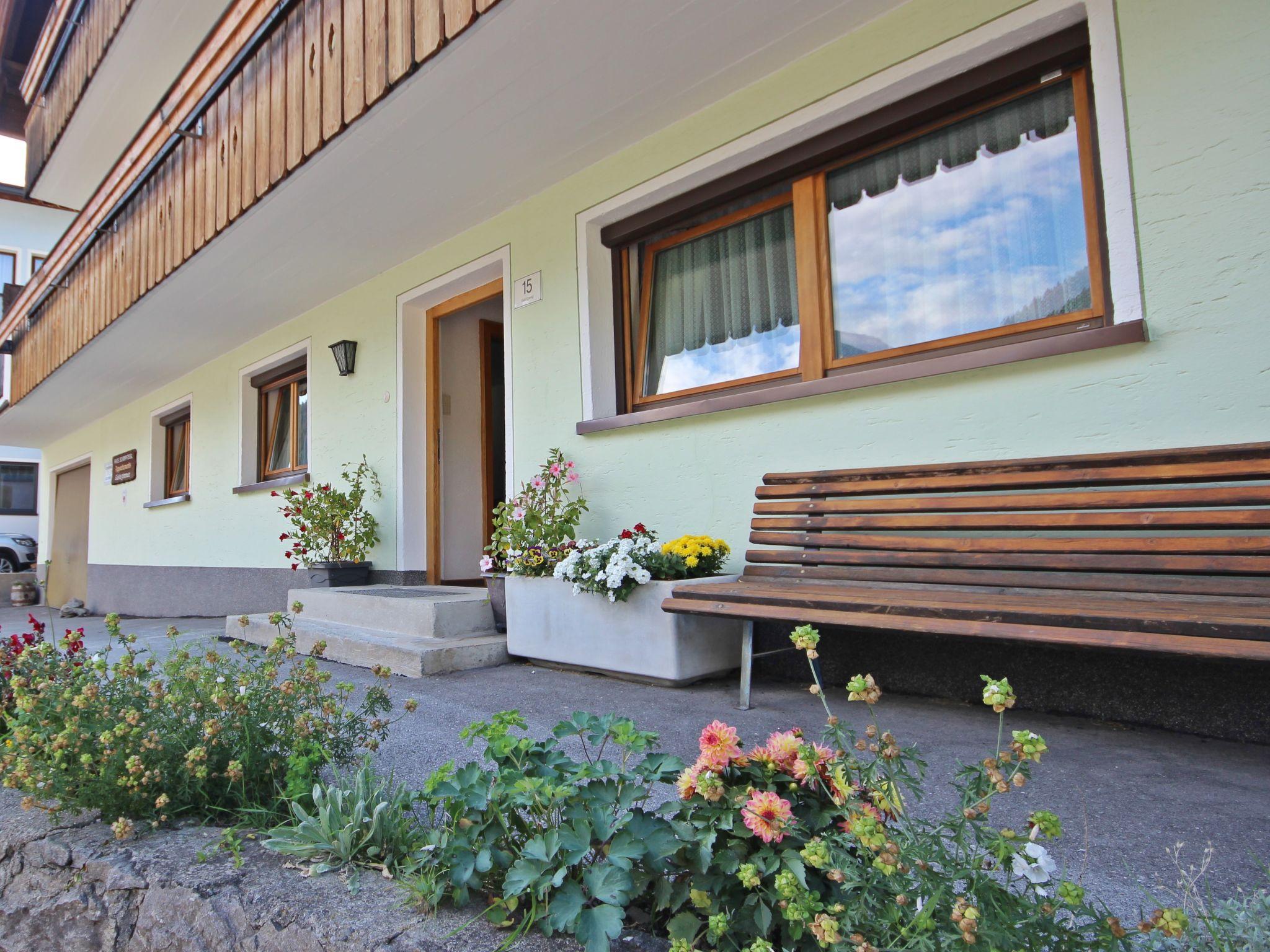 Foto 5 - Apartamento de 2 quartos em Sankt Anton am Arlberg com vista para a montanha