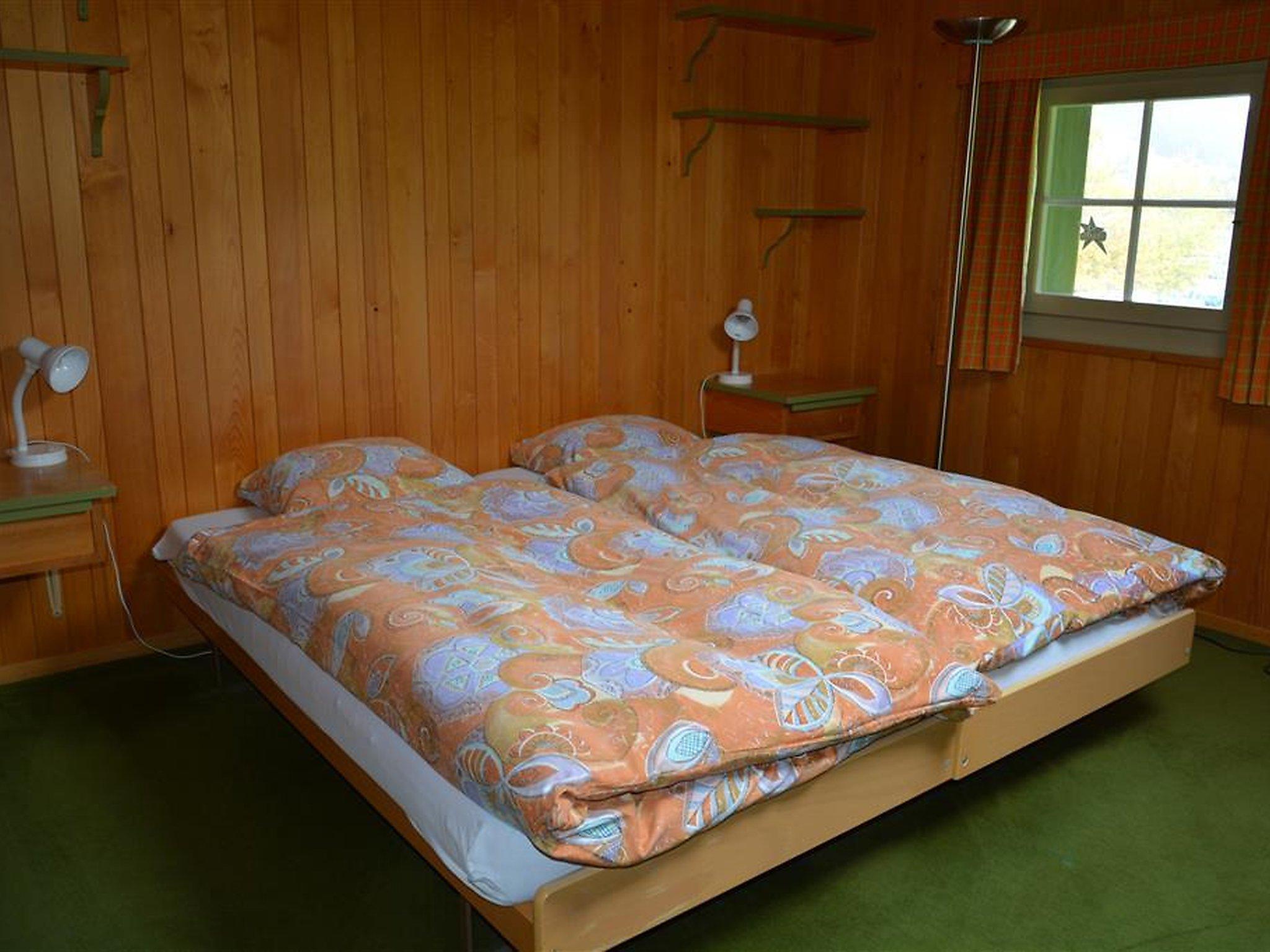 Foto 16 - Apartment mit 5 Schlafzimmern in Saanen