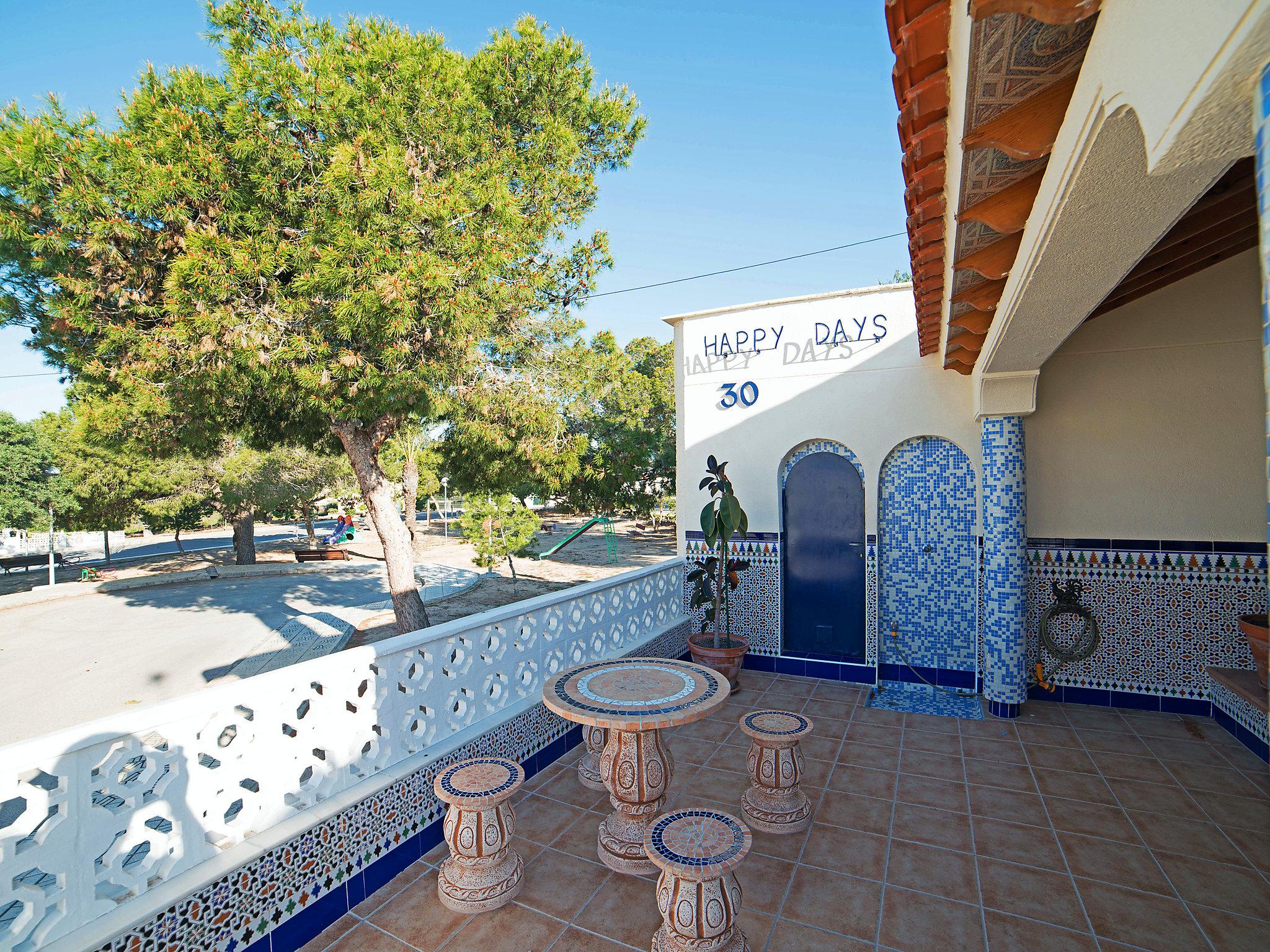 Foto 5 - Casa de 2 habitaciones en Guardamar del Segura con terraza y vistas al mar