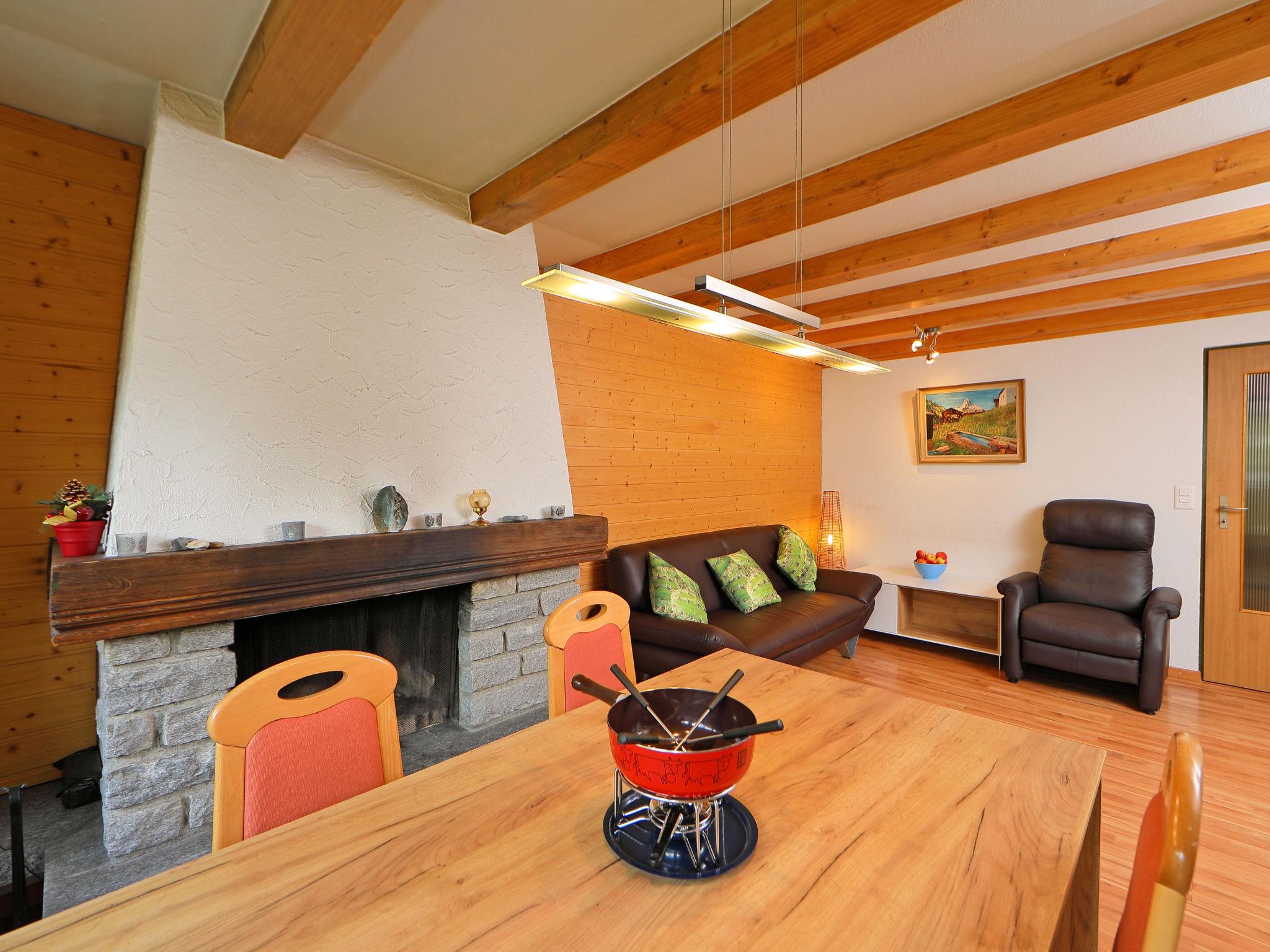 Photo 10 - 2 bedroom Apartment in Zermatt