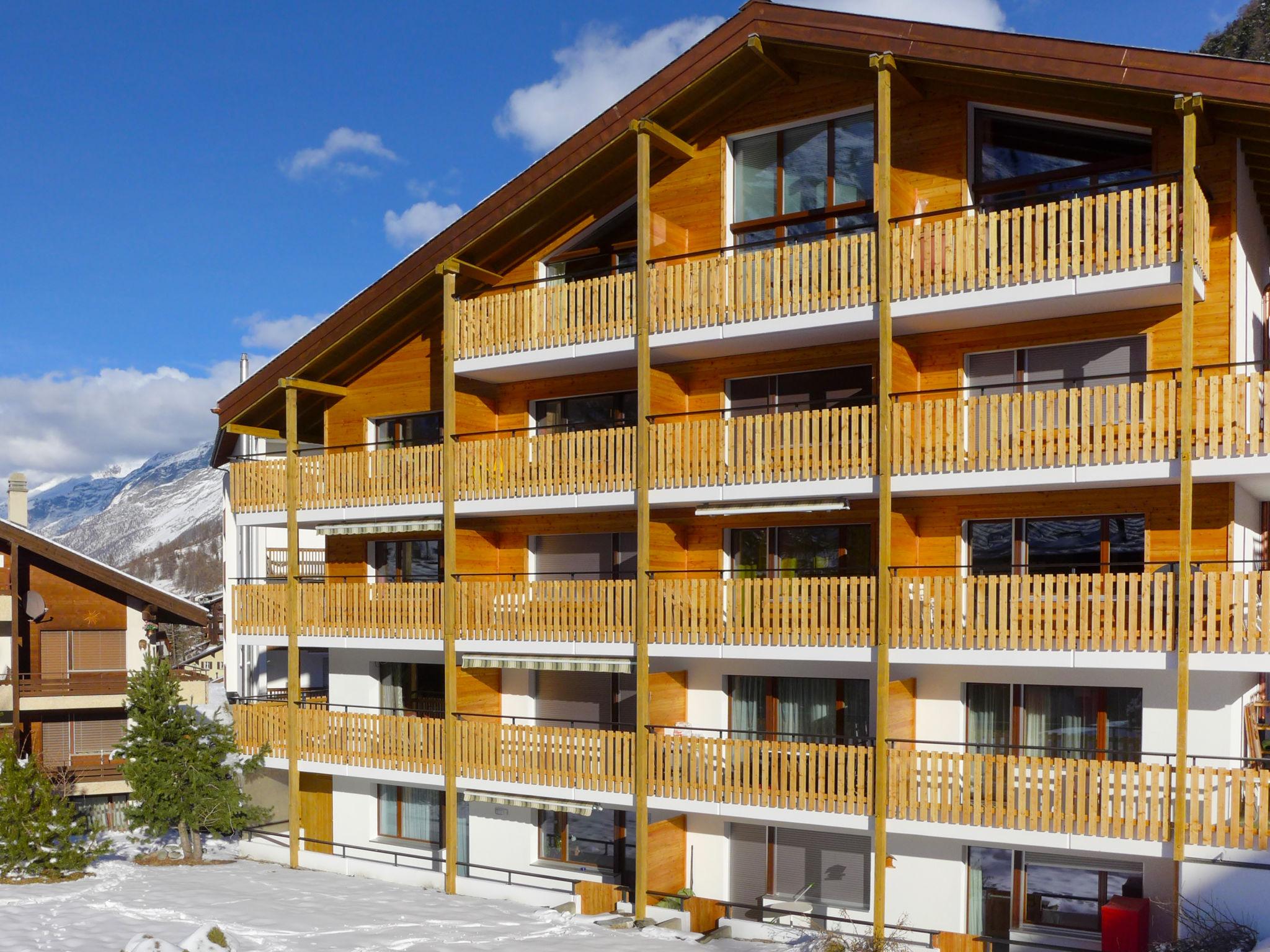 Photo 16 - Appartement de 2 chambres à Zermatt avec vues sur la montagne