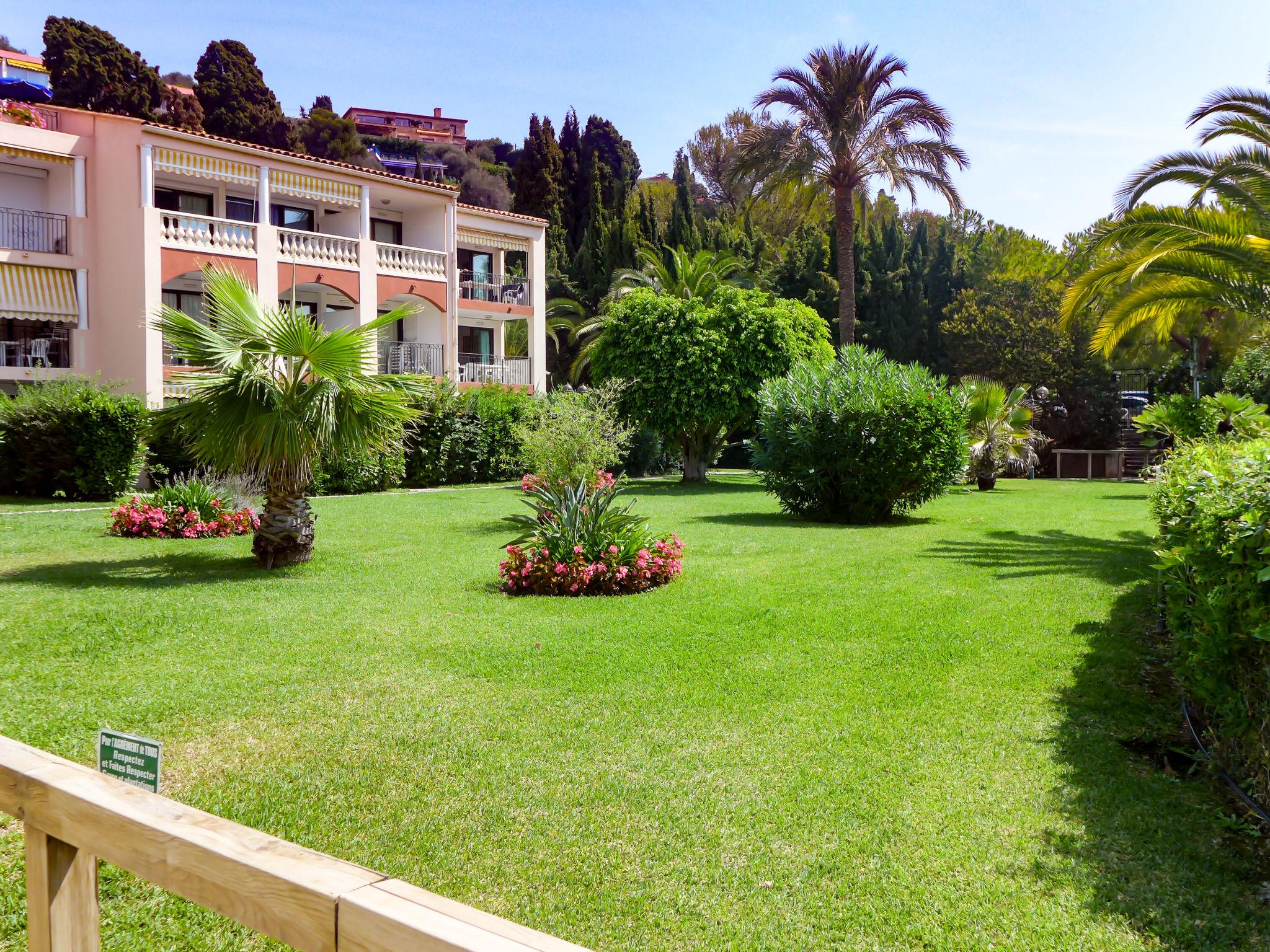 Foto 13 - Apartment mit 1 Schlafzimmer in Villefranche-sur-Mer mit schwimmbad und blick aufs meer