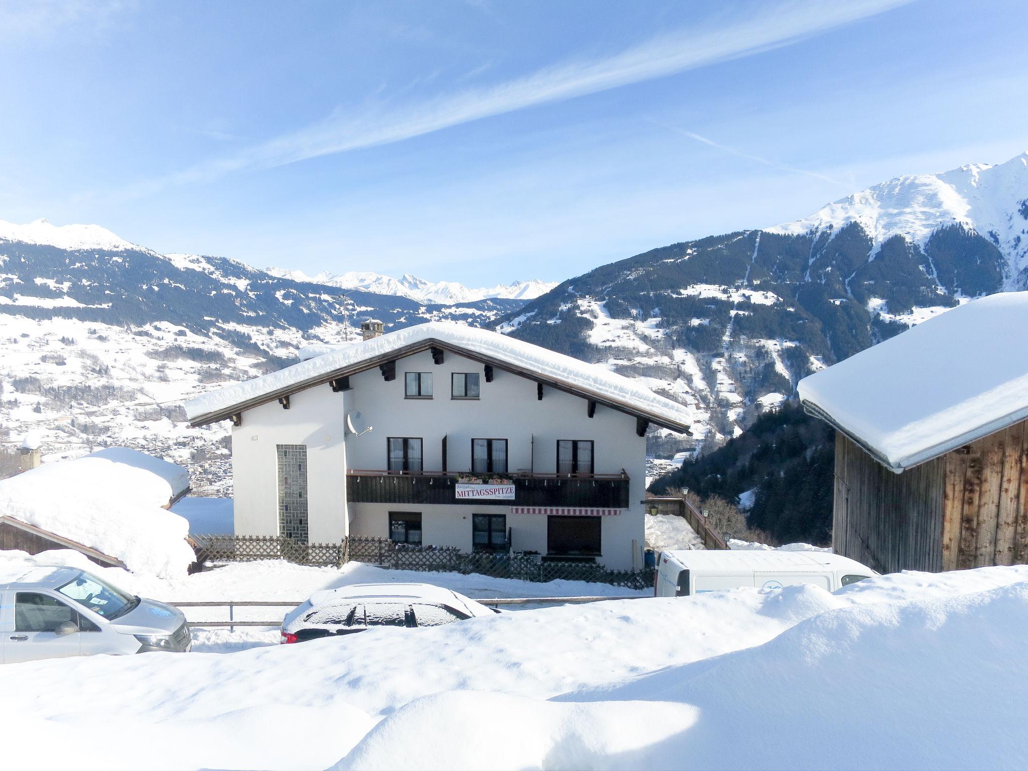 Photo 1 - Maison de 11 chambres à Tschagguns avec terrasse et vues sur la montagne