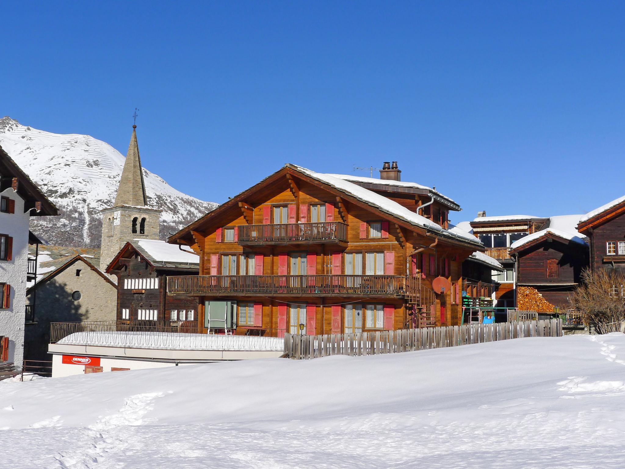 Photo 13 - Appartement de 2 chambres à Grächen avec vues sur la montagne