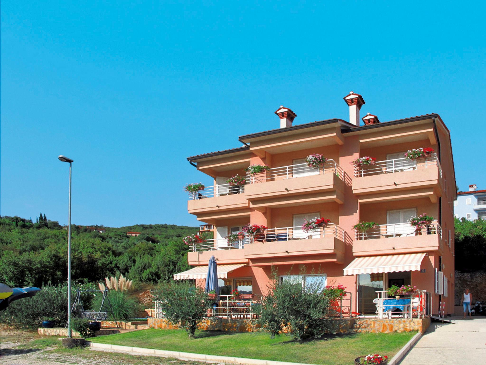 Photo 19 - Appartement de 3 chambres à Labin avec piscine et vues à la mer