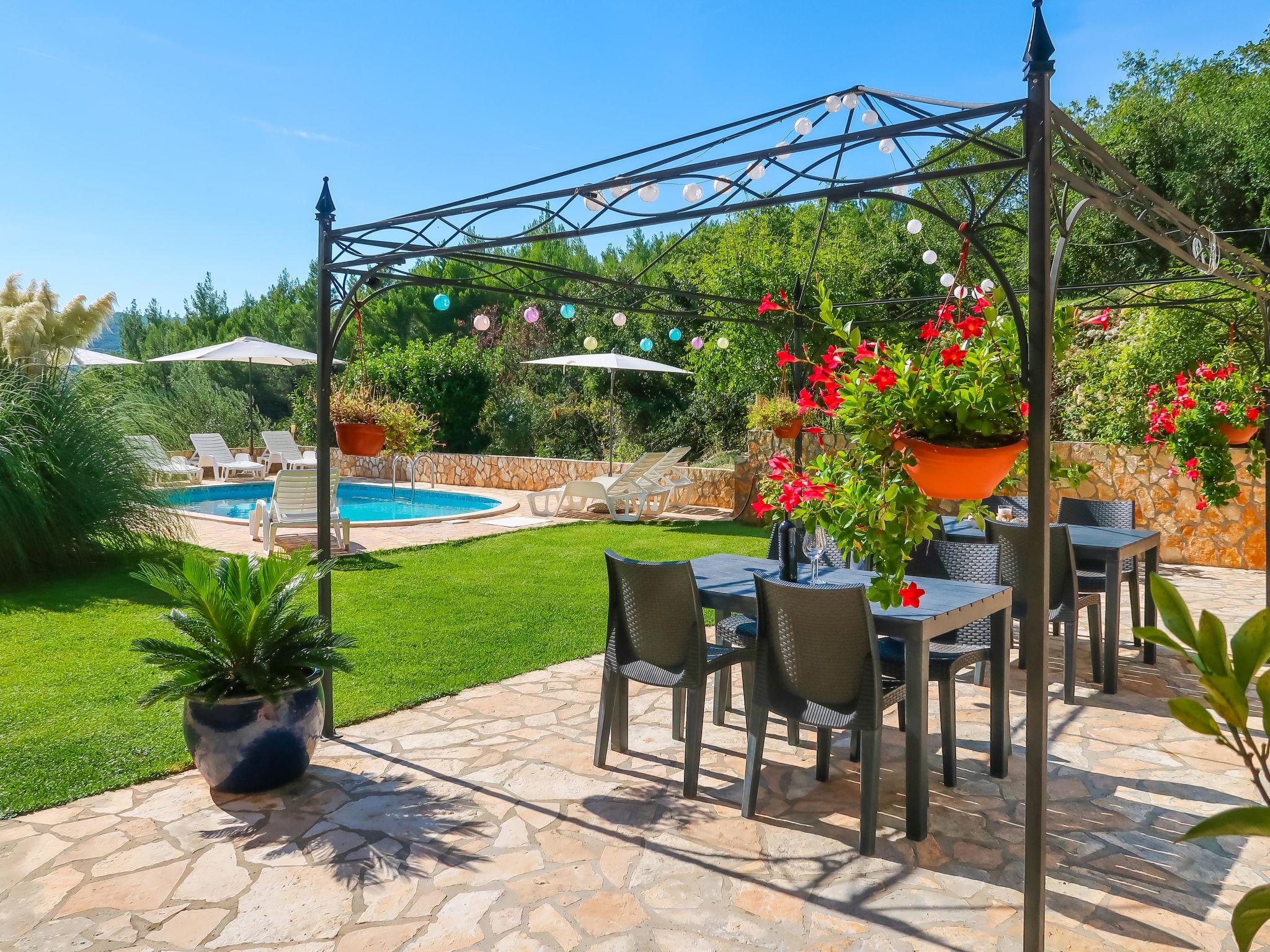 Photo 2 - Appartement de 1 chambre à Labin avec piscine et jardin