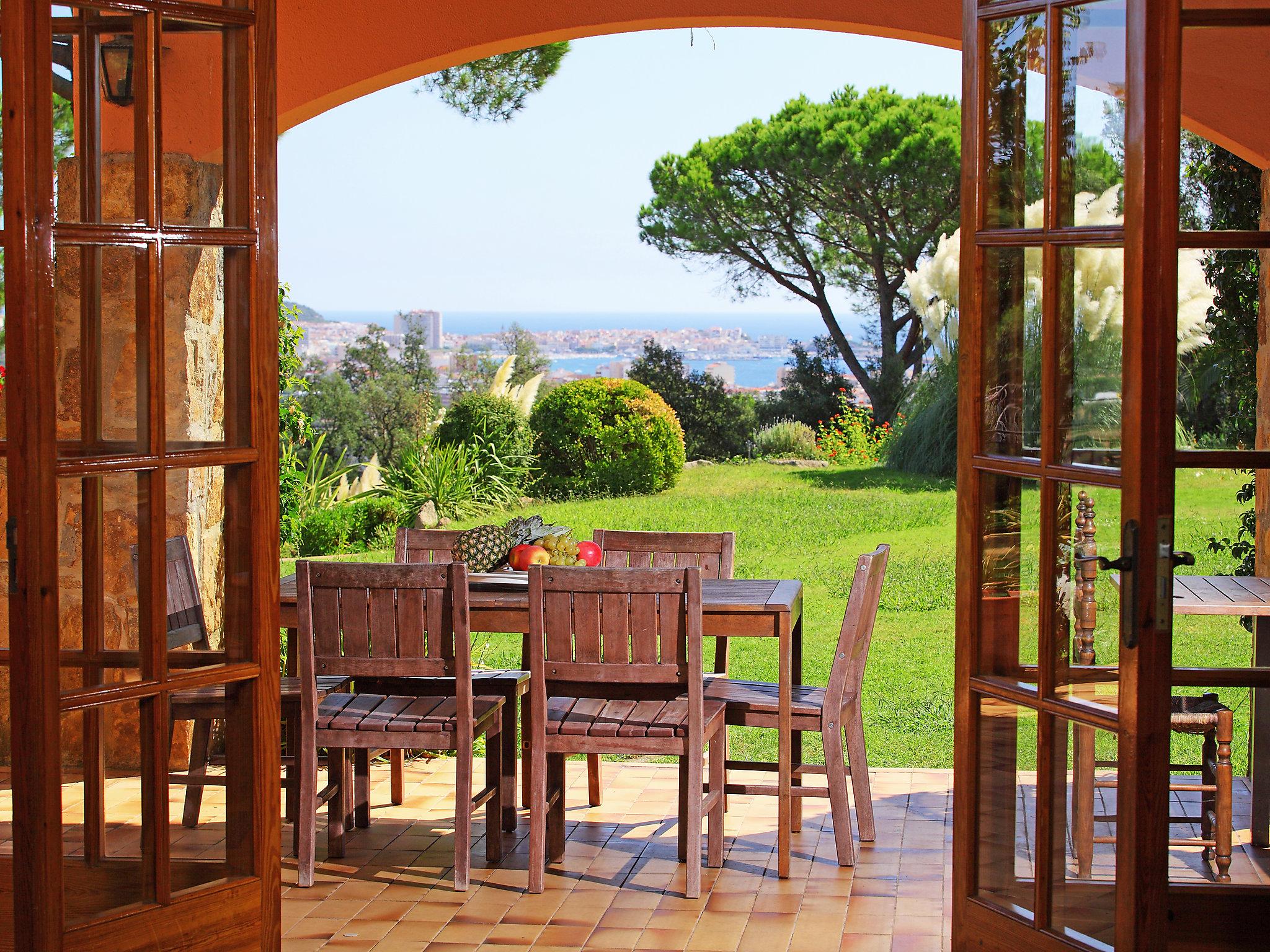 Photo 27 - Maison de 7 chambres à Calonge i Sant Antoni avec piscine privée et vues à la mer