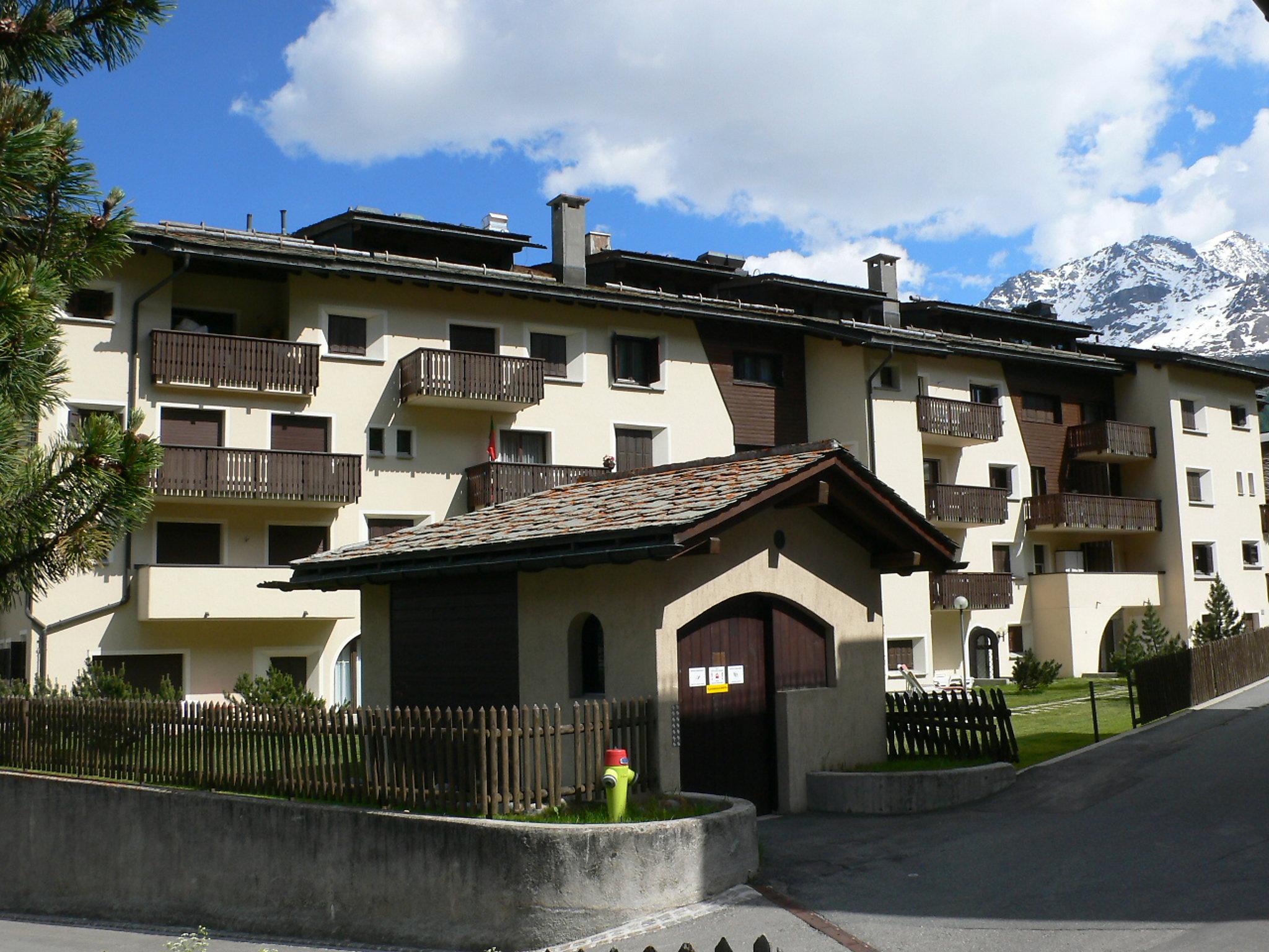 Photo 1 - Appartement de 1 chambre à Silvaplana avec jardin et vues sur la montagne