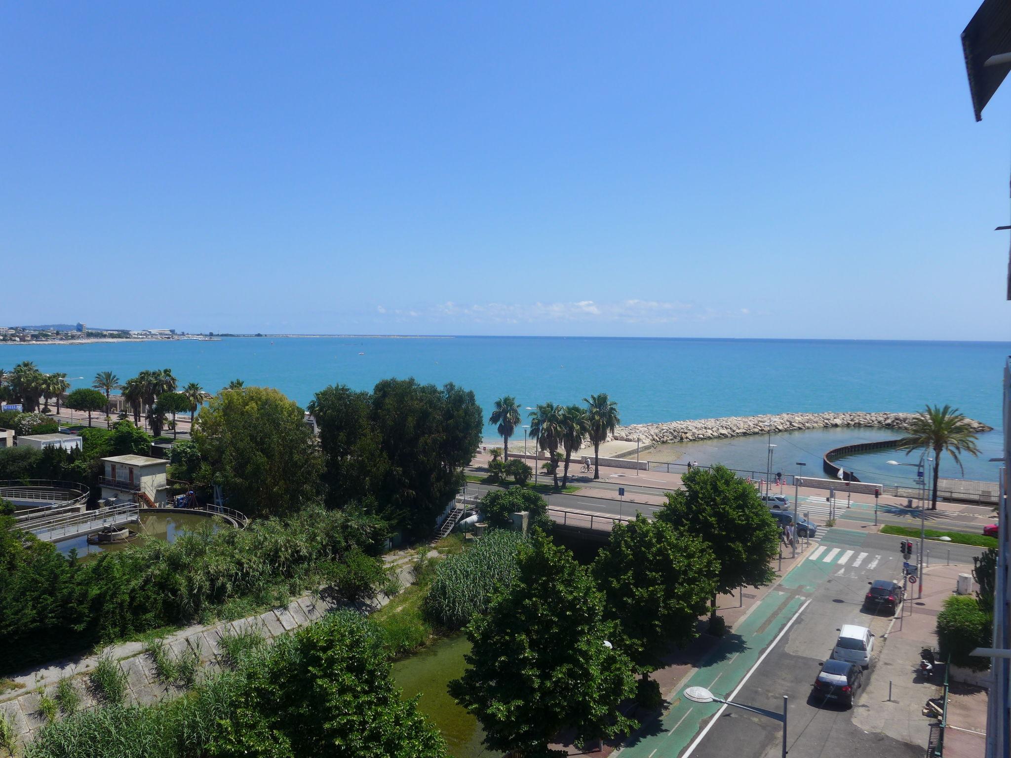 Foto 18 - Apartamento de 1 habitación en Cagnes-sur-Mer con terraza y vistas al mar