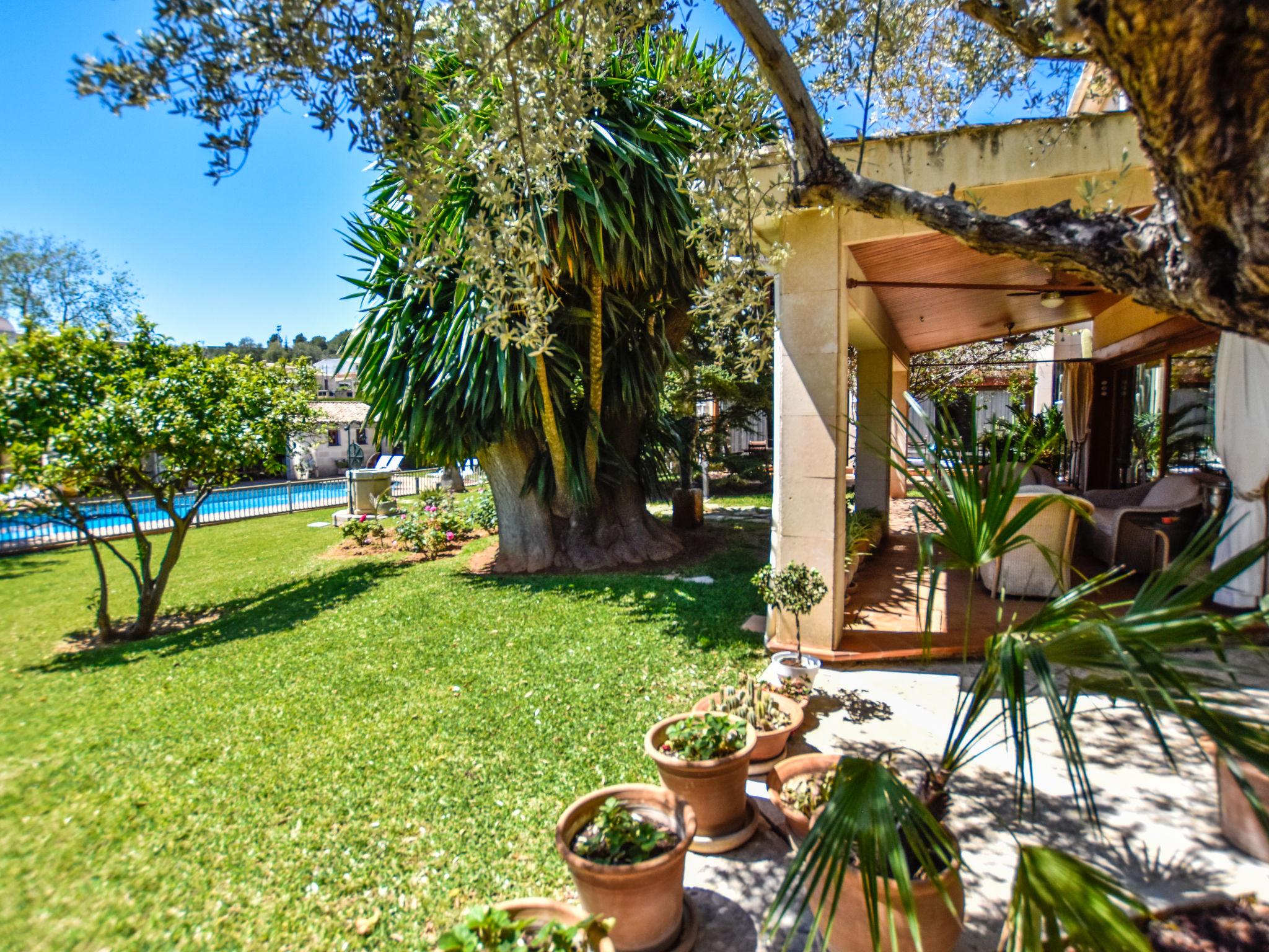 Foto 48 - Casa de 5 quartos em Lloseta com piscina privada e vistas do mar