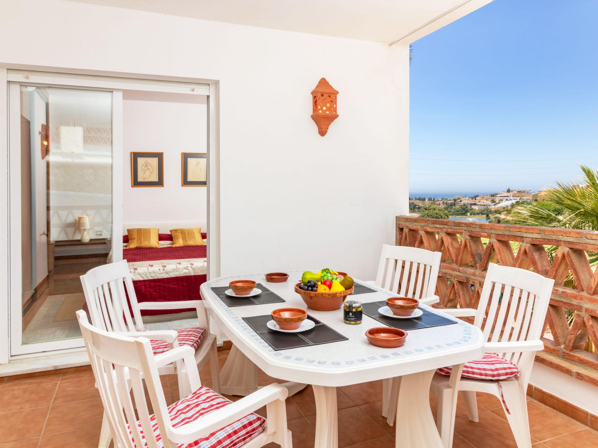Photo 16 - 2 bedroom Apartment in Mijas with swimming pool and sea view