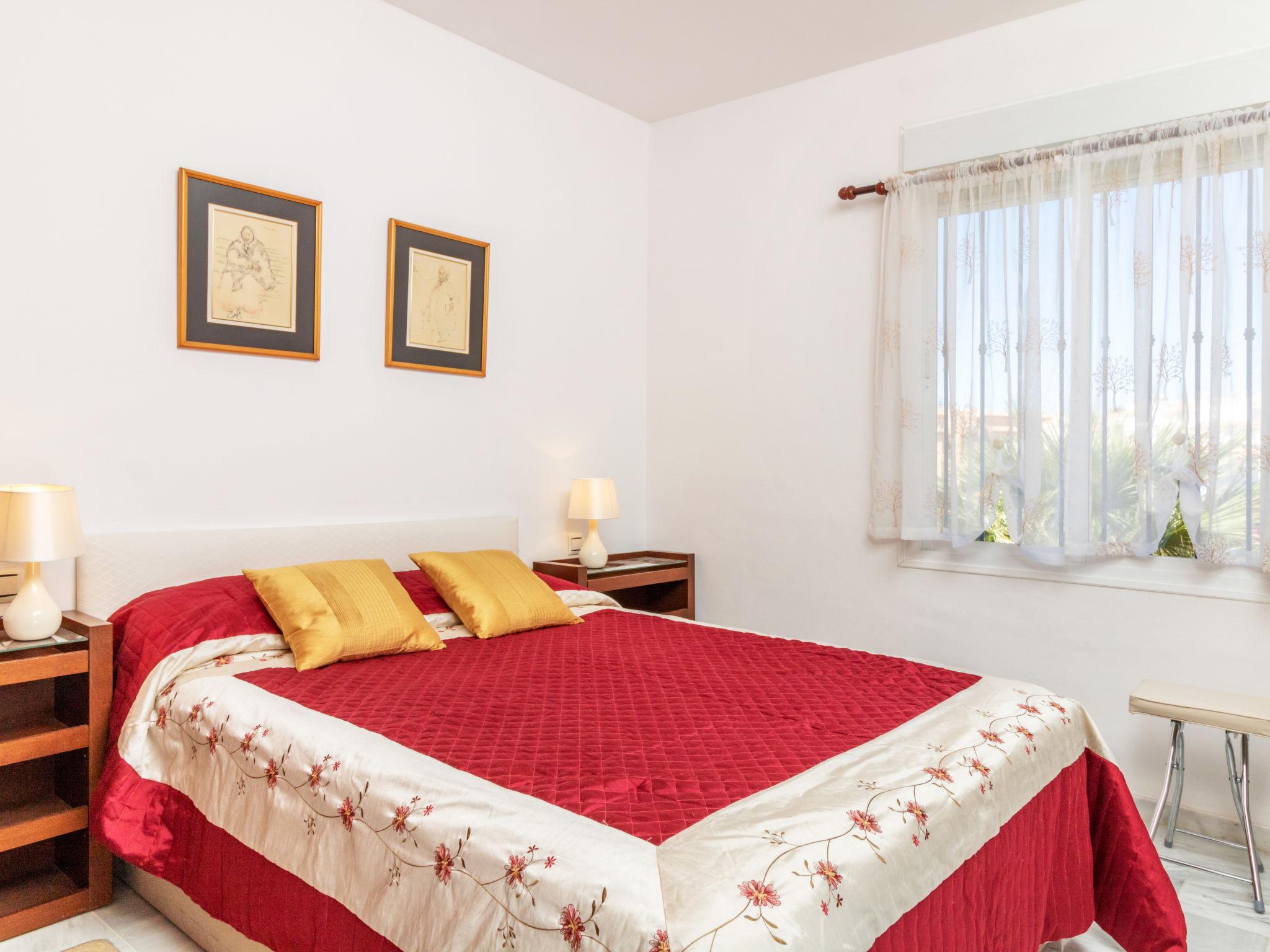 Foto 5 - Apartamento de 2 quartos em Mijas com piscina e jardim