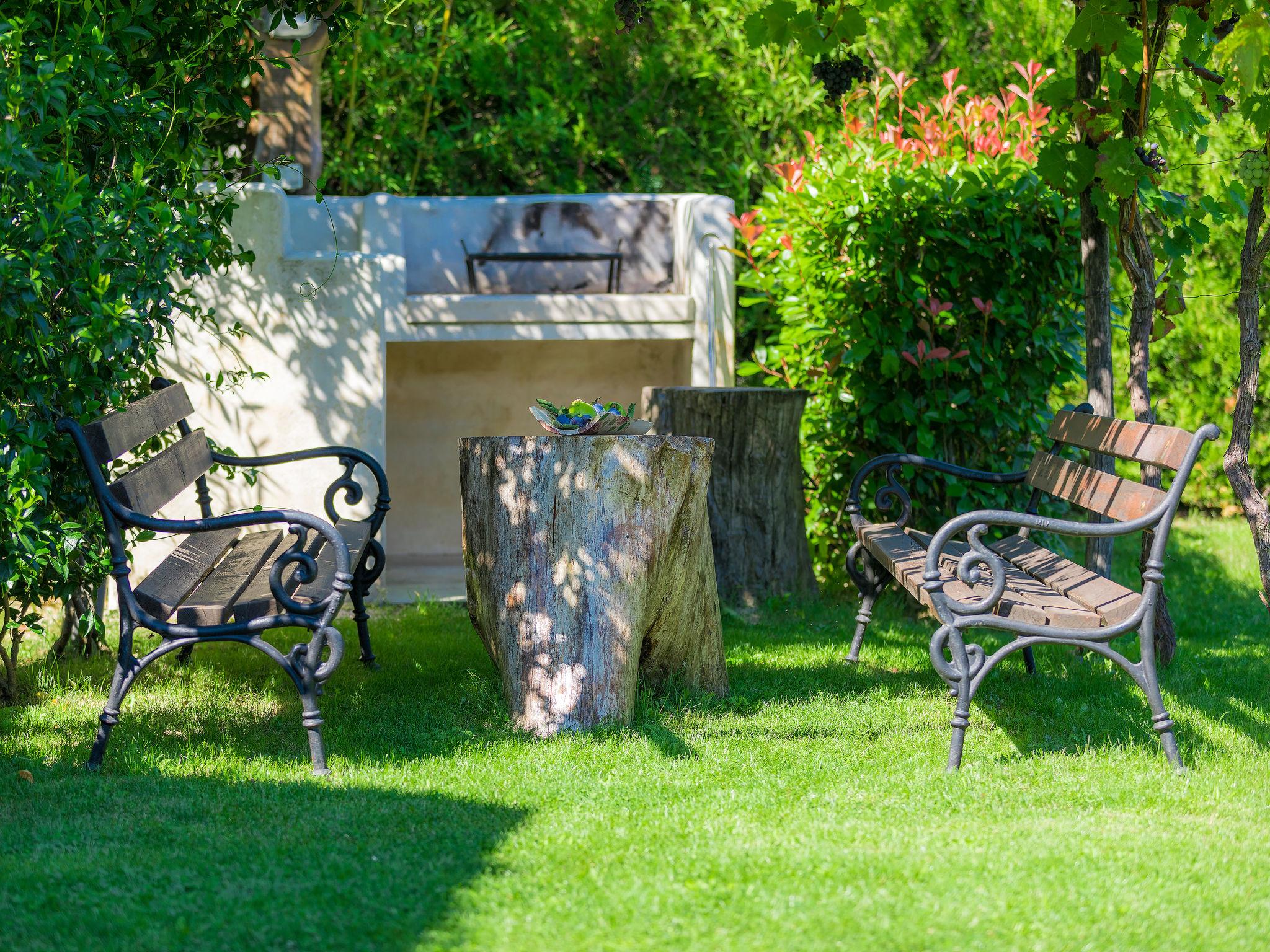 Photo 17 - Maison de 3 chambres à Žminj avec piscine privée et jardin