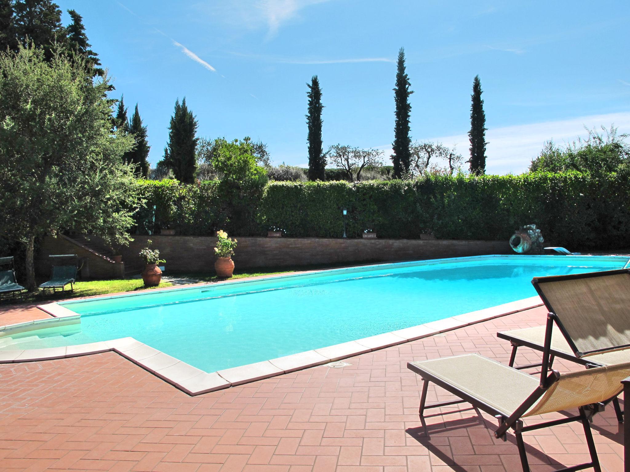 Foto 22 - Apartamento de 3 quartos em Certaldo com piscina e jardim