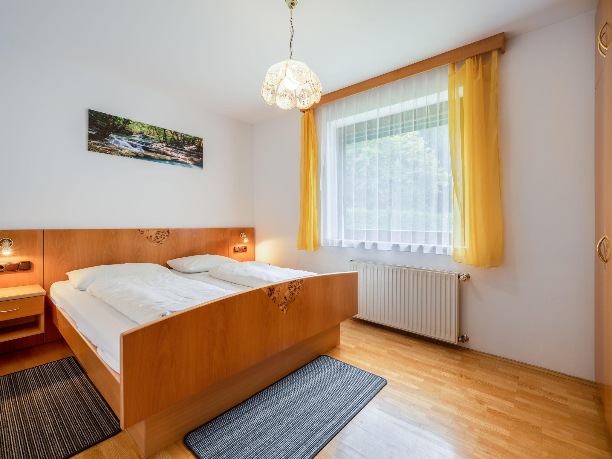 Photo 12 - 2 bedroom Apartment in Sankt Kanzian am Klopeiner See with garden and mountain view