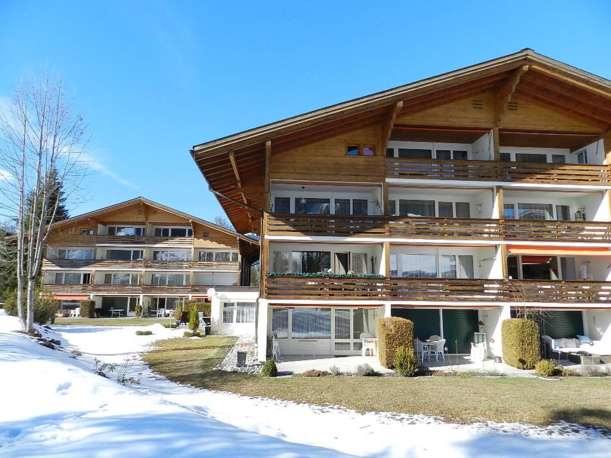 Photo 3 - 3 bedroom Apartment in Saanen