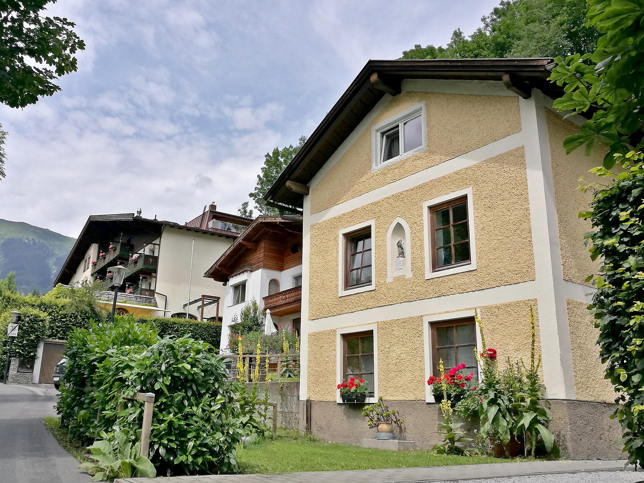 Foto 19 - Casa de 3 habitaciones en Zell am See con jardín y terraza