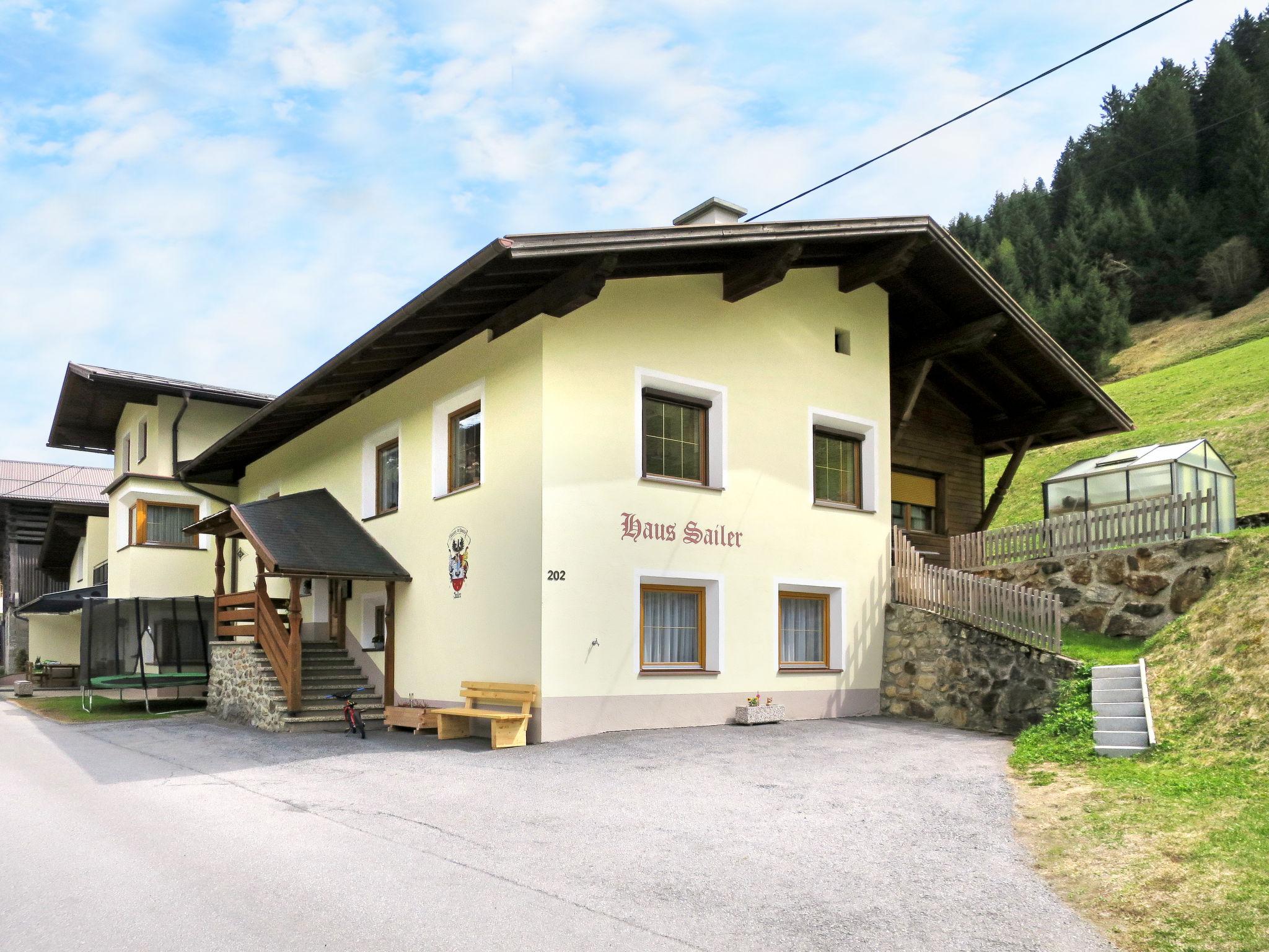 Photo 1 - Appartement de 2 chambres à See avec terrasse et vues sur la montagne