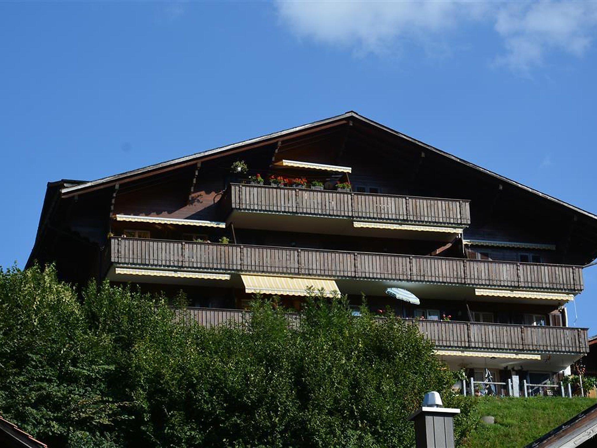 Foto 1 - Apartment mit 2 Schlafzimmern in Zweisimmen