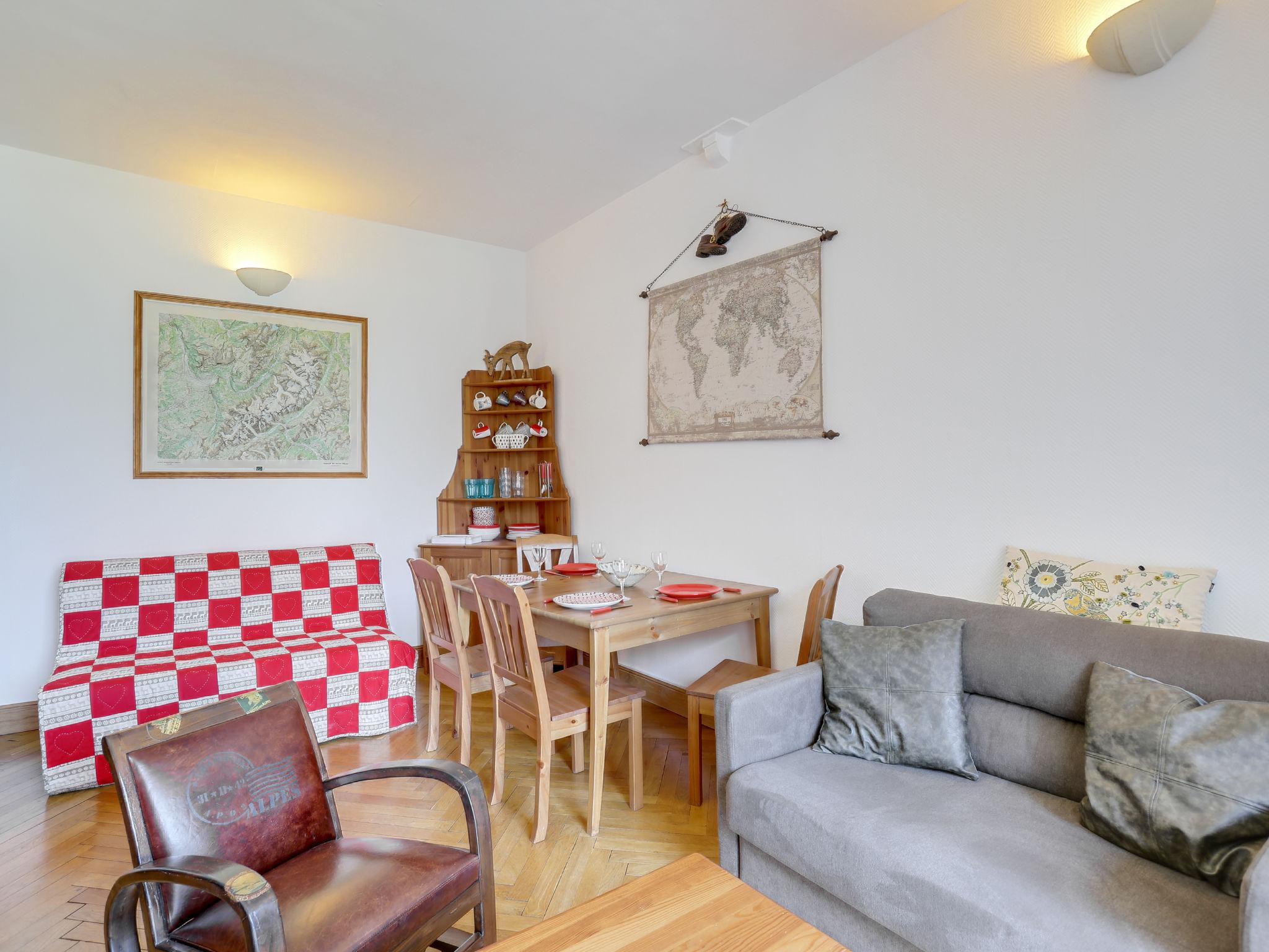 Foto 3 - Apartment mit 1 Schlafzimmer in Saint-Gervais-les-Bains mit blick auf die berge