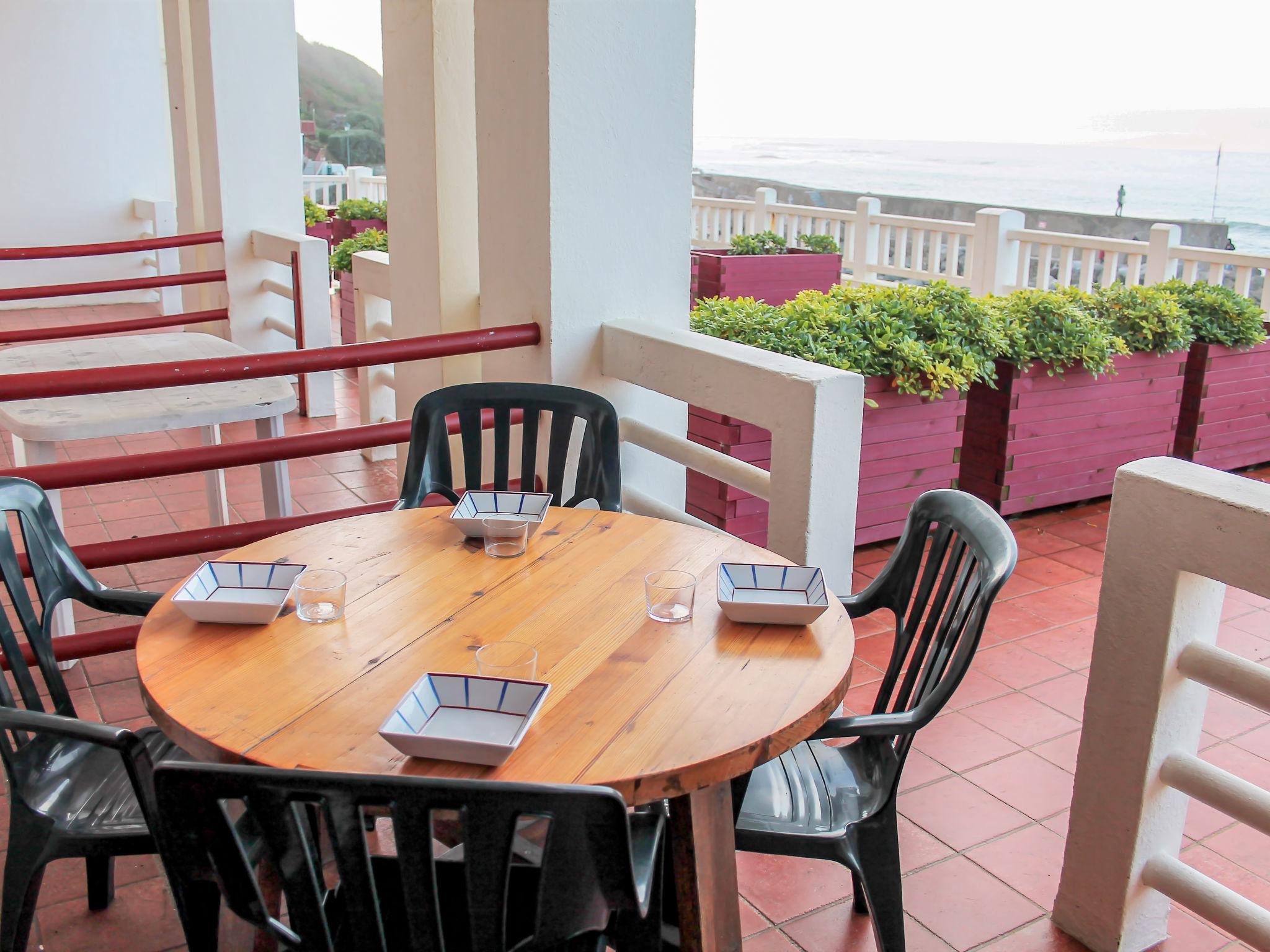 Foto 13 - Apartamento de 1 habitación en Guéthary con terraza y vistas al mar