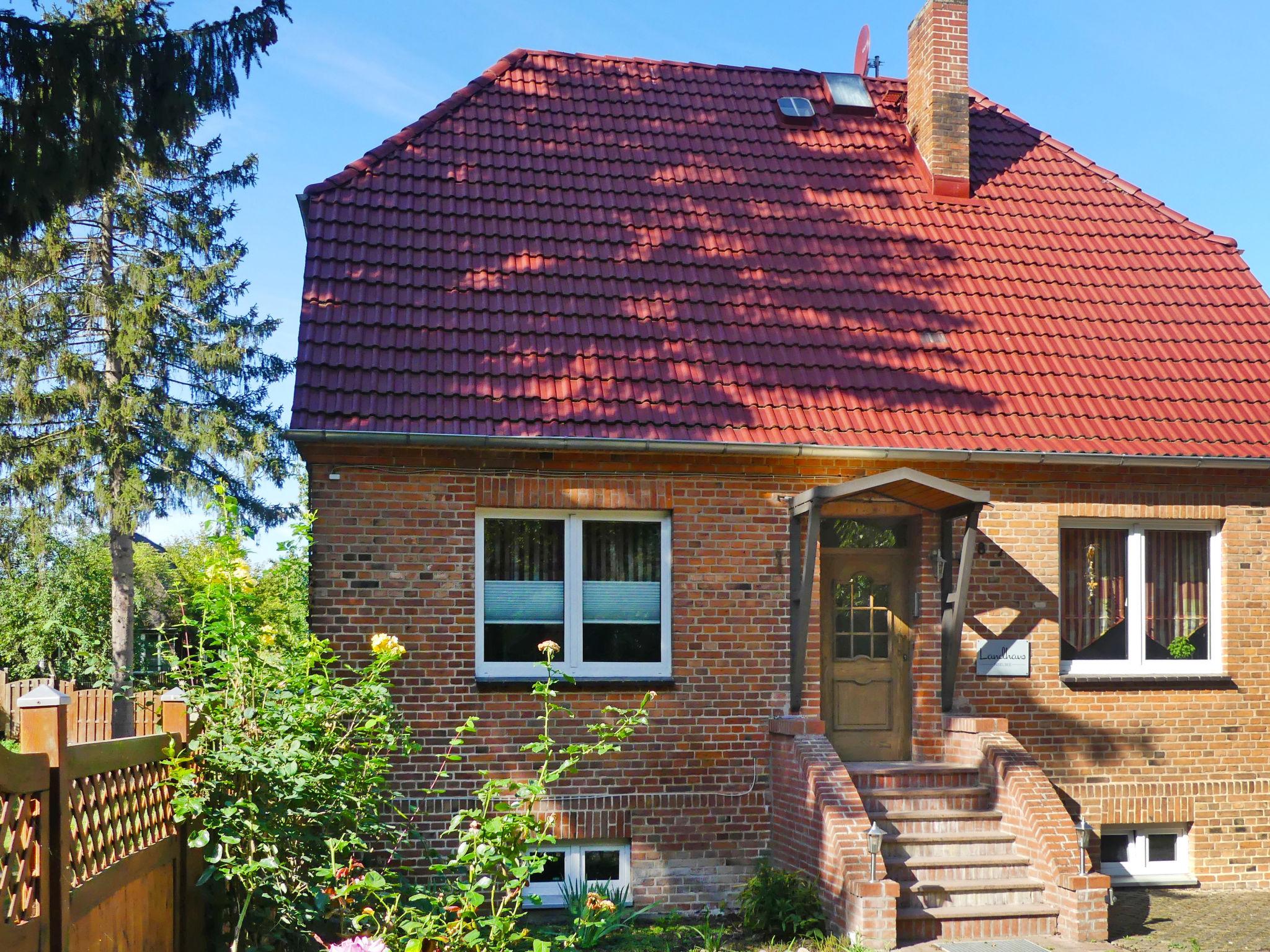 Photo 1 - Maison de 5 chambres à Mühl Rosin avec jardin