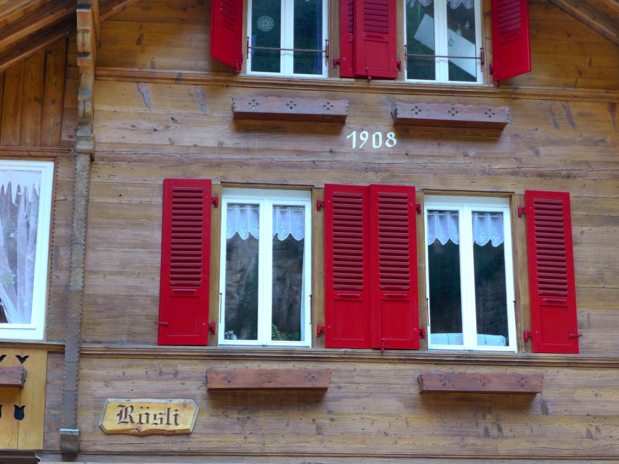 Foto 18 - Apartamento en Lauterbrunnen con jardín y vistas a la montaña