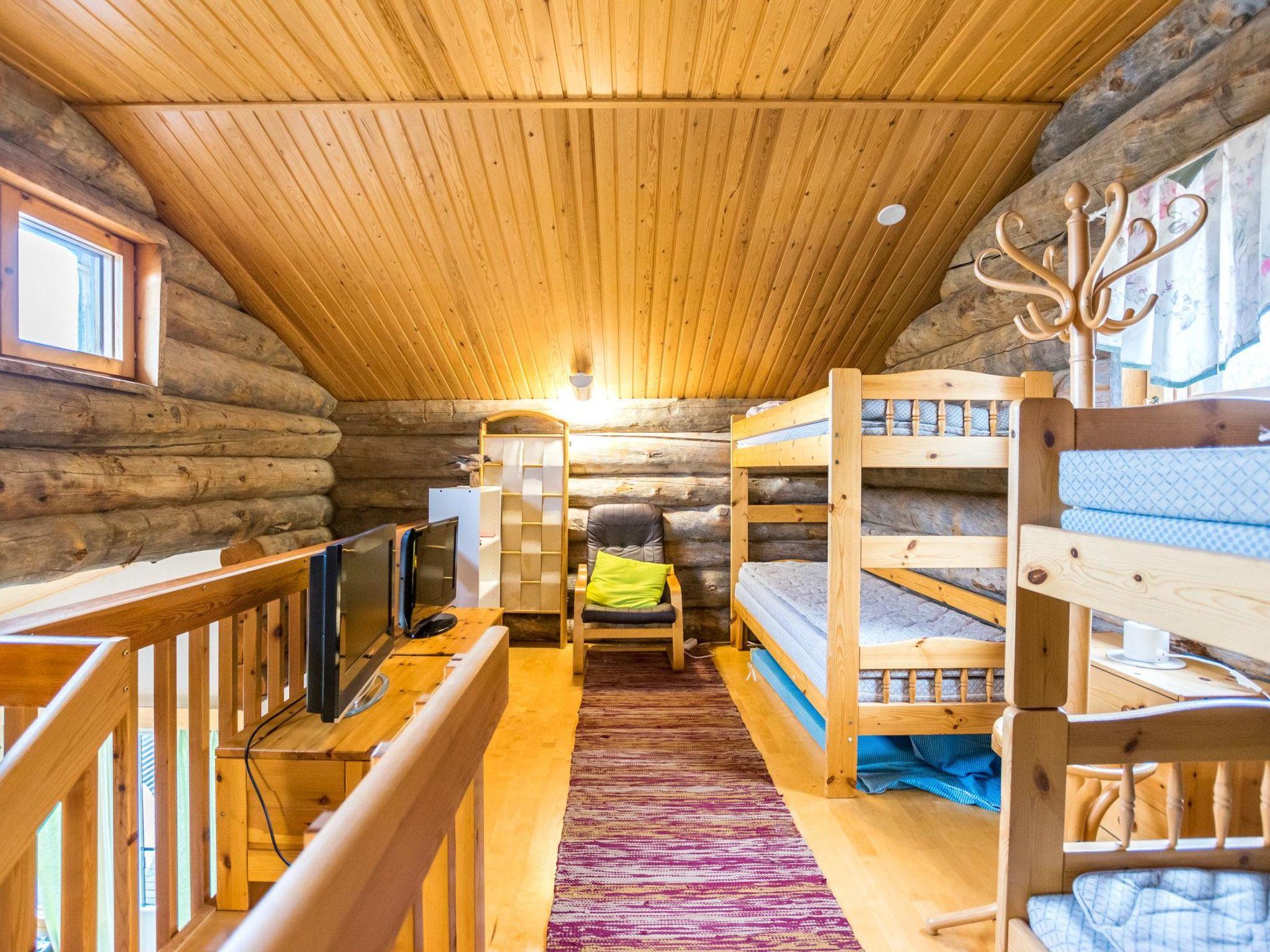 Foto 13 - Casa de 1 habitación en Kuusamo con sauna y vistas a la montaña
