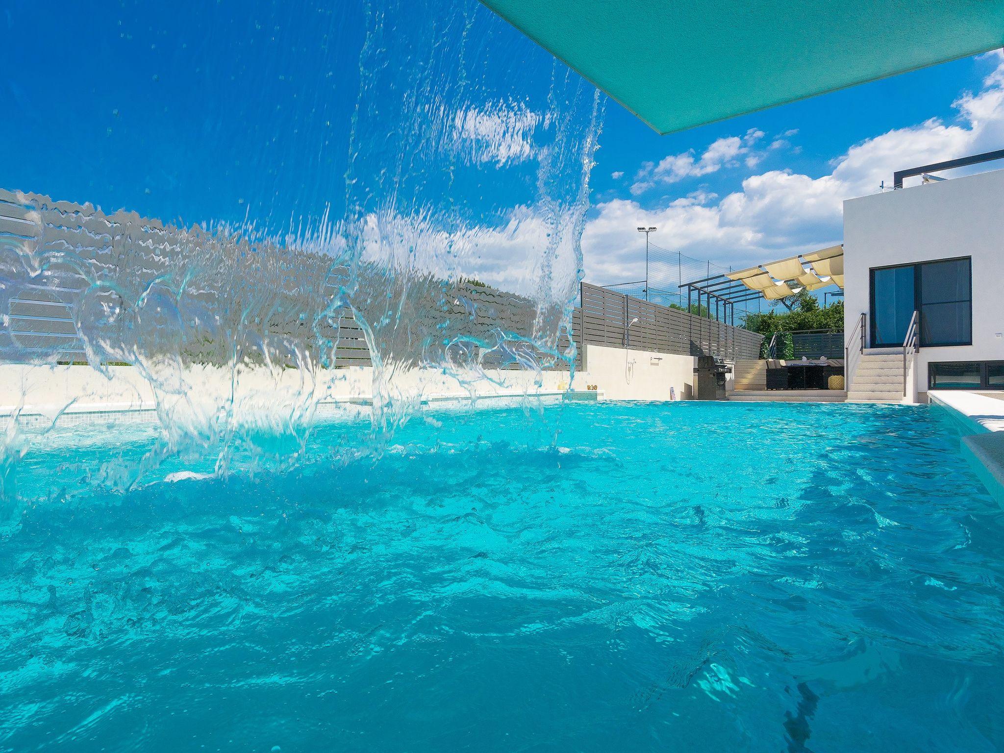 Foto 46 - Casa de 3 quartos em Pula com piscina privada e vistas do mar