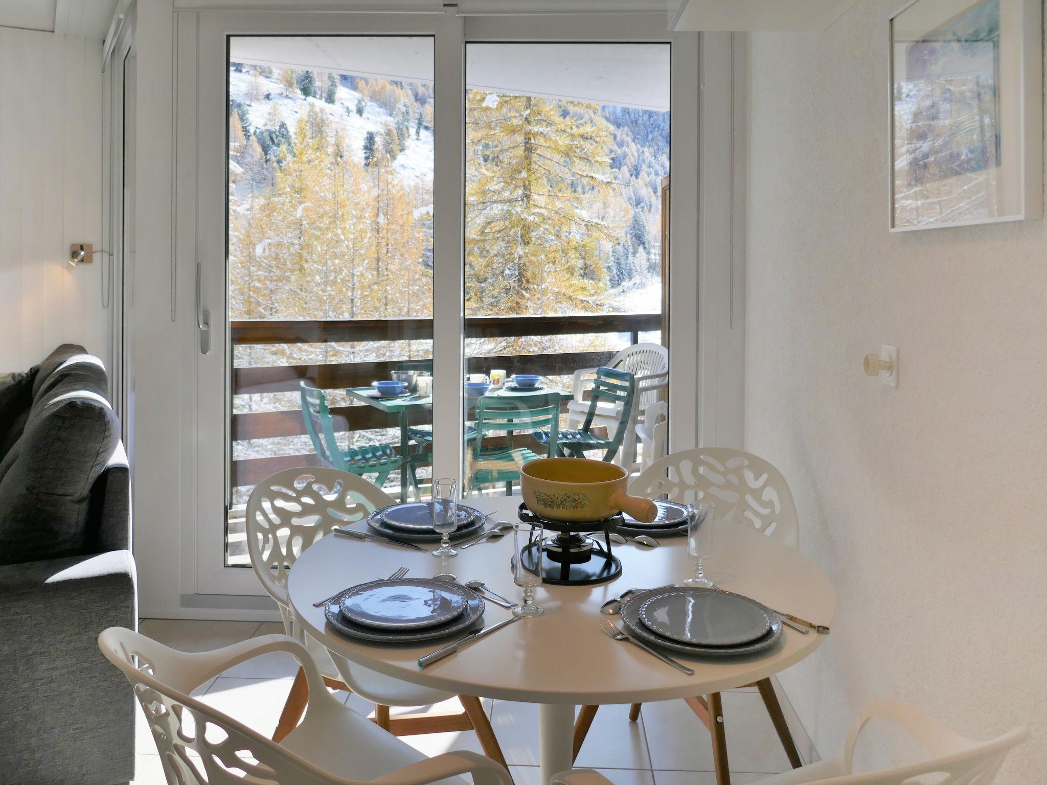 Foto 2 - Apartamento em Nendaz com jardim e vista para a montanha