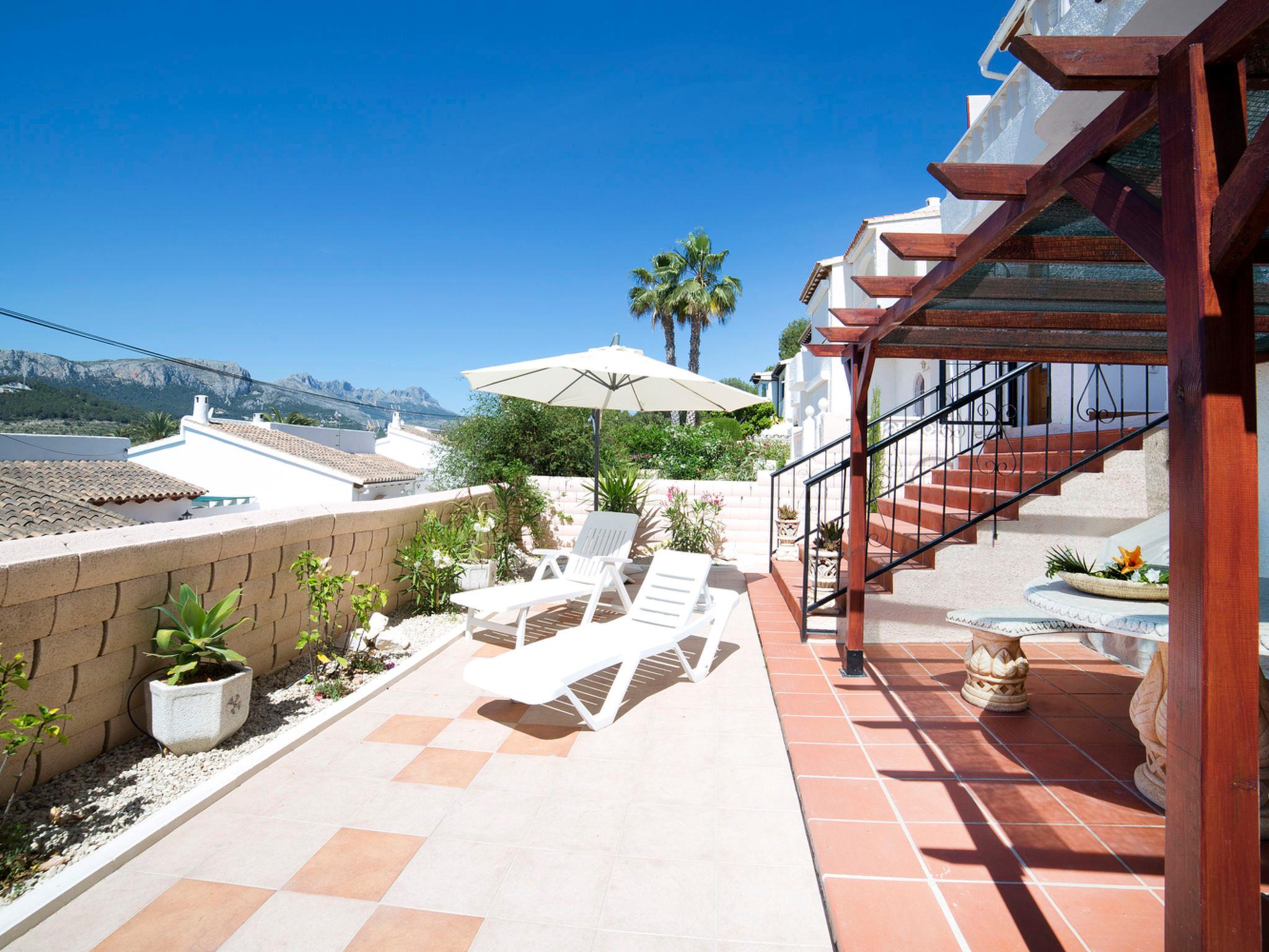 Foto 1 - Casa de 3 habitaciones en Calpe con piscina y vistas al mar