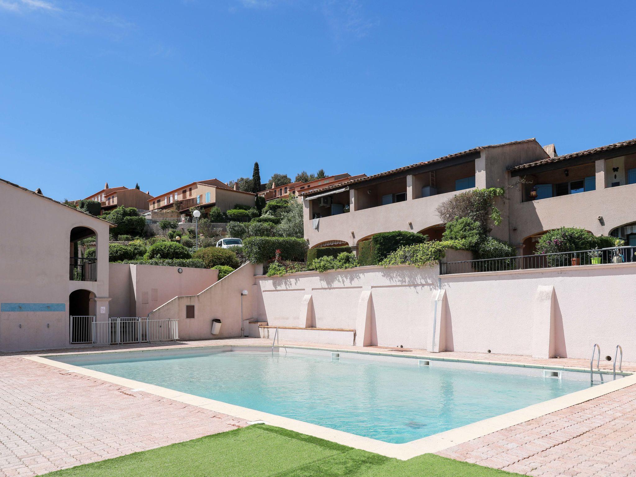 Foto 18 - Casa con 1 camera da letto a Sainte-Maxime con piscina e terrazza