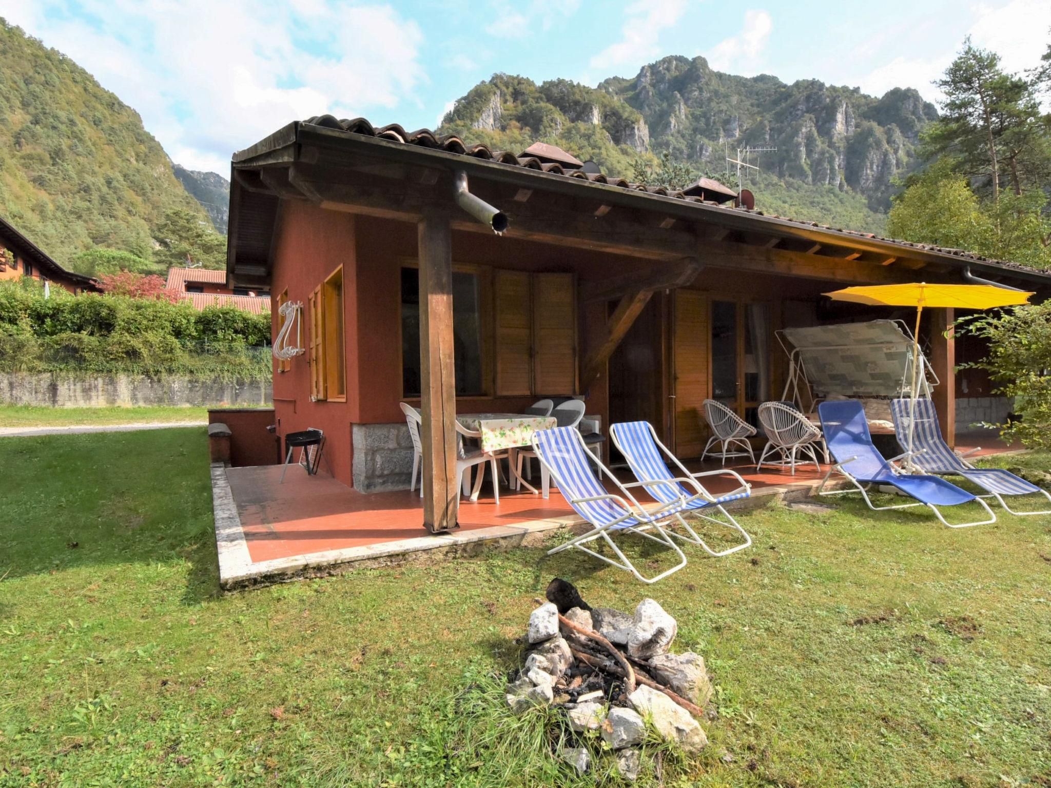 Photo 1 - 2 bedroom House in Idro with terrace and mountain view