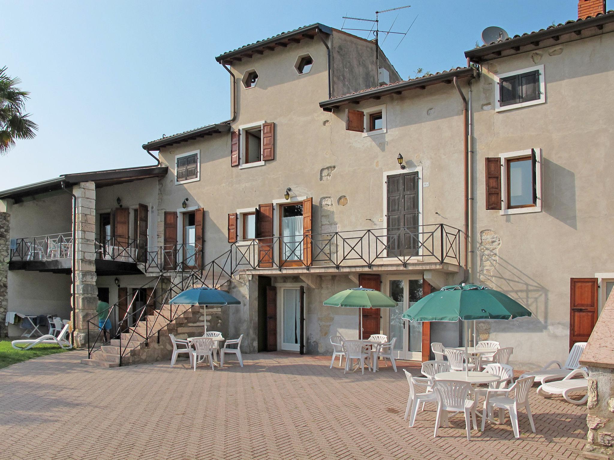 Foto 9 - Appartamento con 1 camera da letto a Garda con piscina e vista sulle montagne