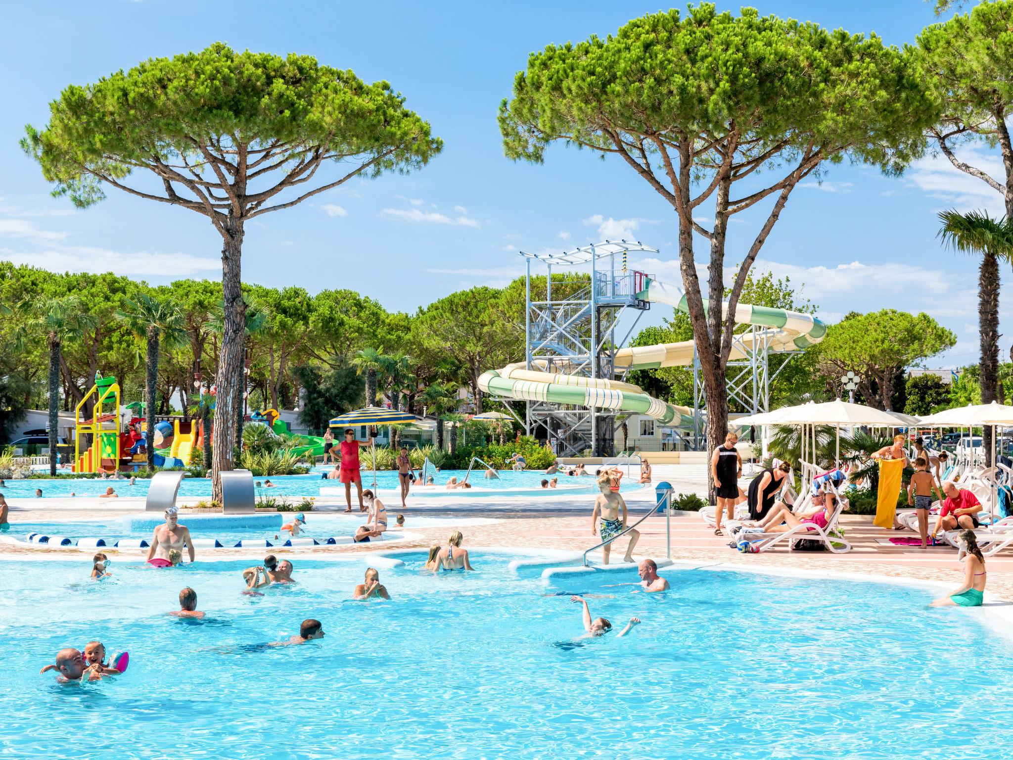 Photo 1 - Maison de 3 chambres à Cavallino-Treporti avec piscine et vues à la mer