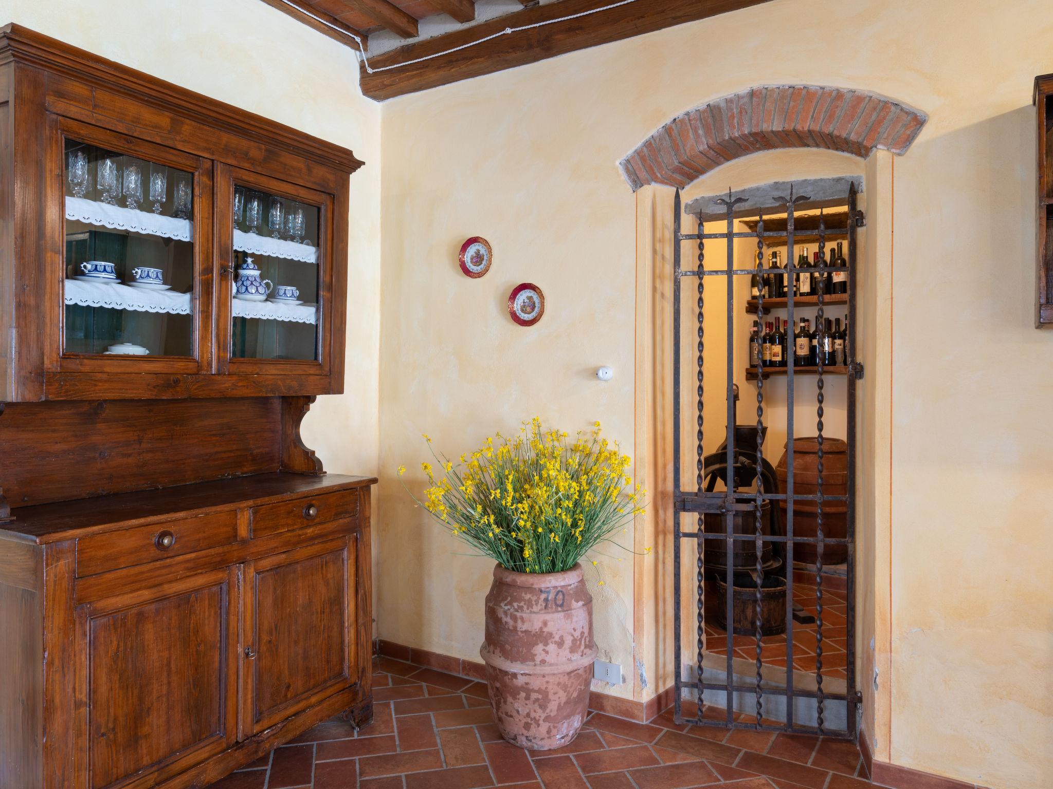 Photo 13 - 2 bedroom House in Castiglion Fiorentino with private pool and garden