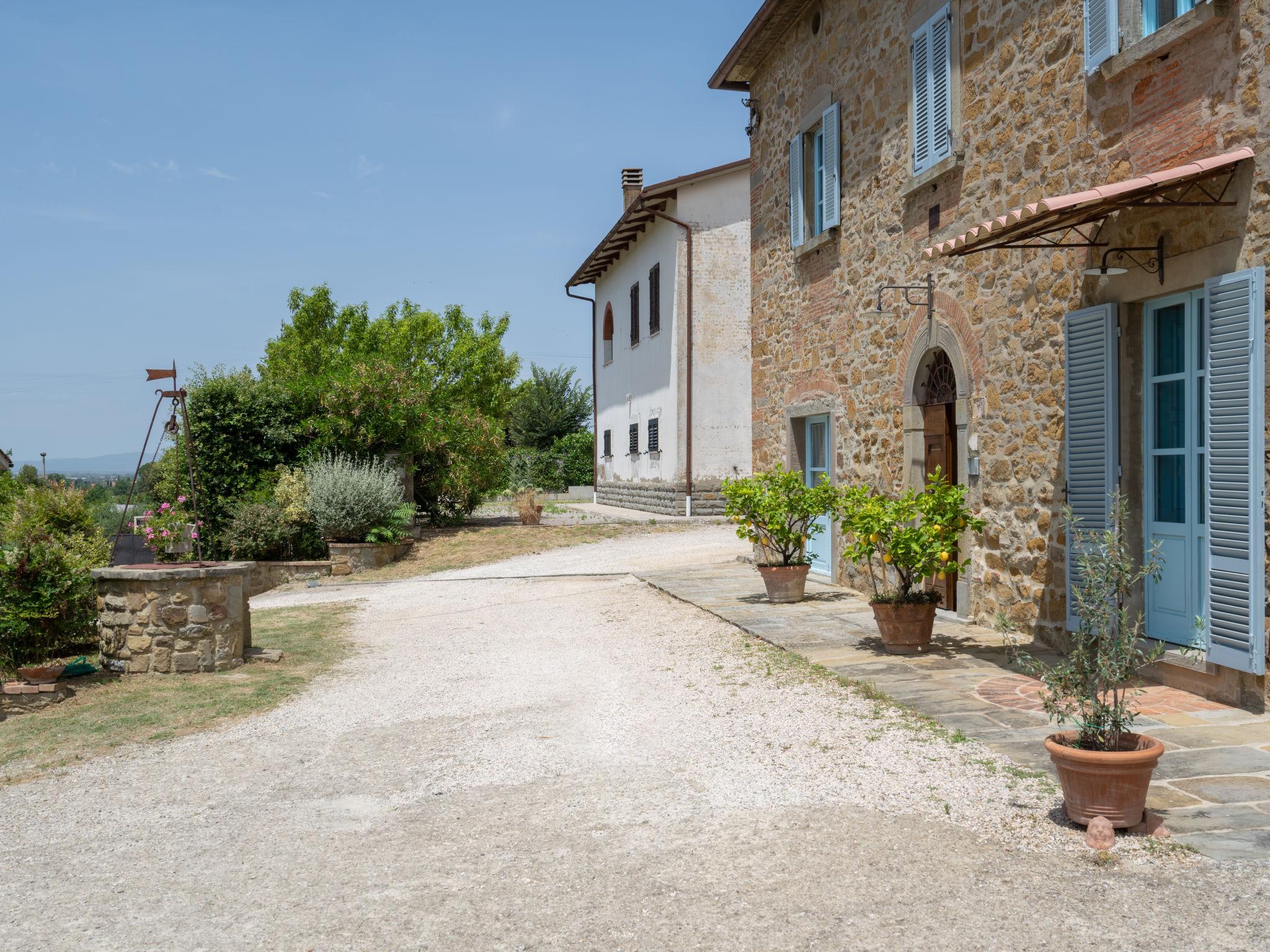 Photo 24 - 2 bedroom House in Castiglion Fiorentino with private pool and garden