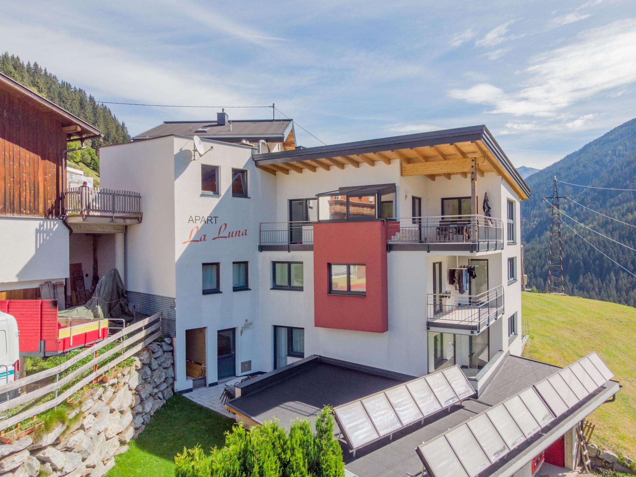 Photo 1 - 5 bedroom Apartment in Kappl with garden and mountain view