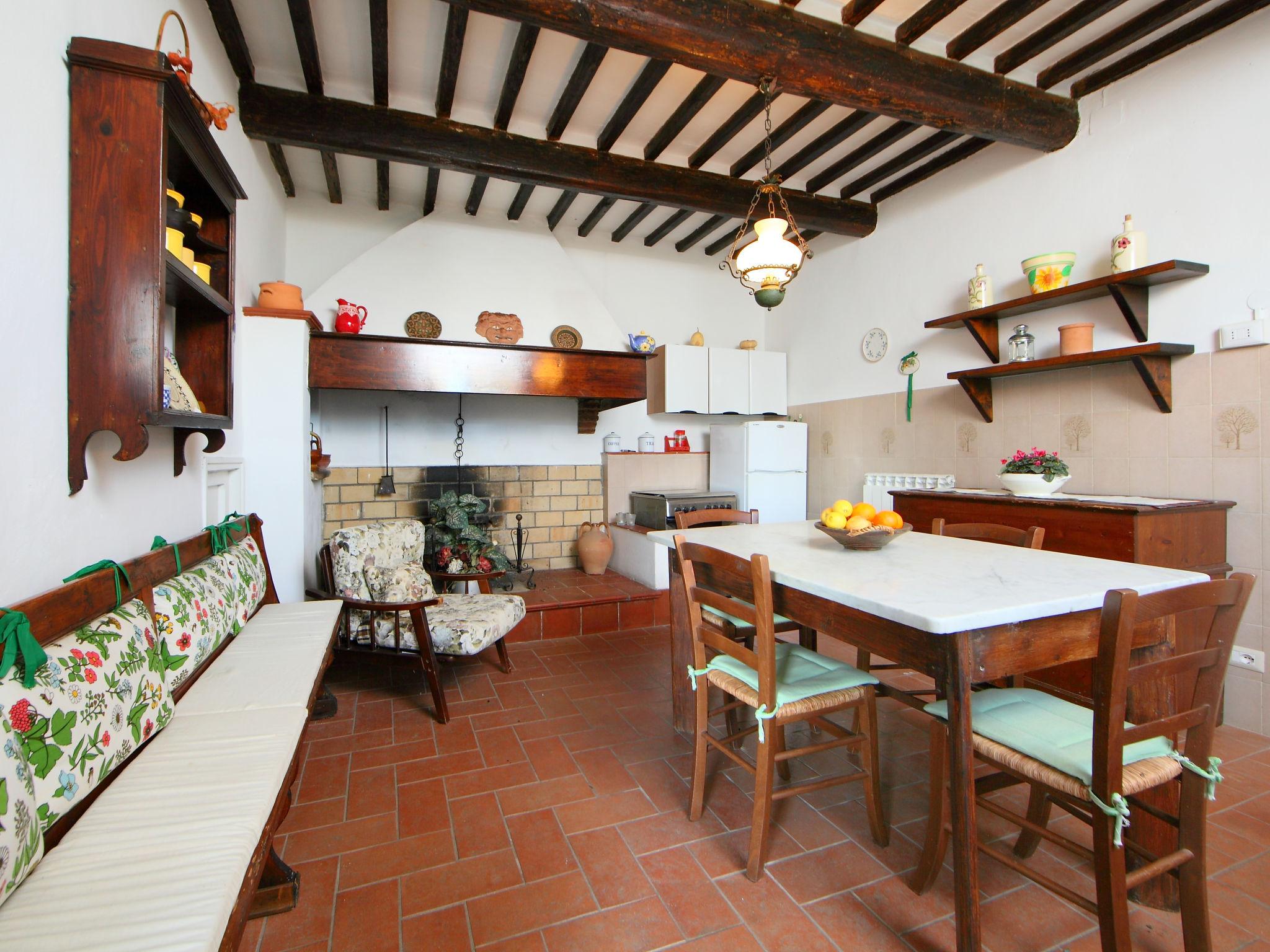 Photo 10 - 4 bedroom House in Larciano with private pool and garden