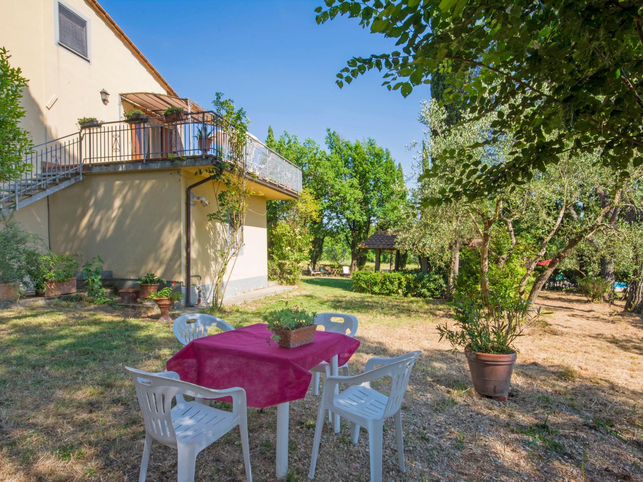 Photo 31 - 4 bedroom House in Larciano with private pool and garden