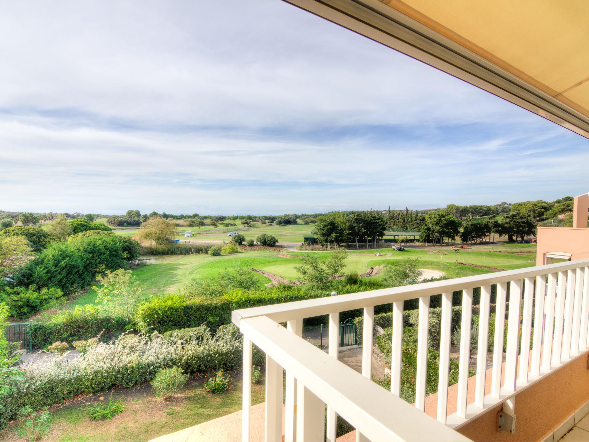 Foto 18 - Apartamento de 3 quartos em Agde com piscina e terraço