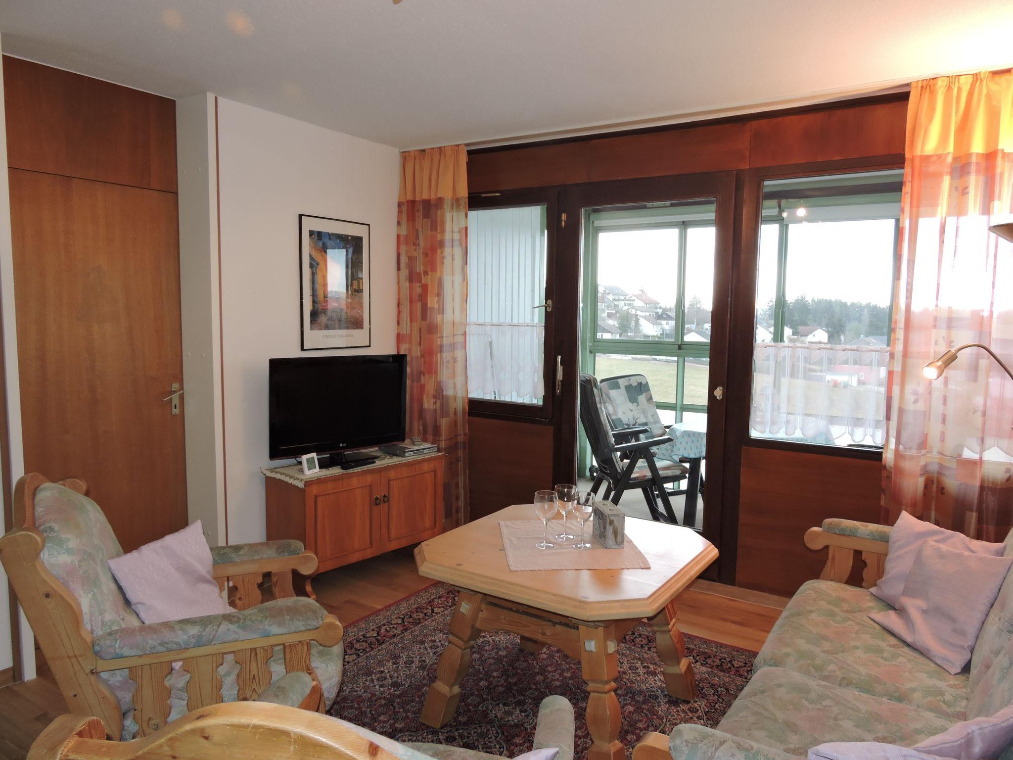 Foto 3 - Appartamento con 2 camere da letto a Löffingen con piscina e vista sulle montagne