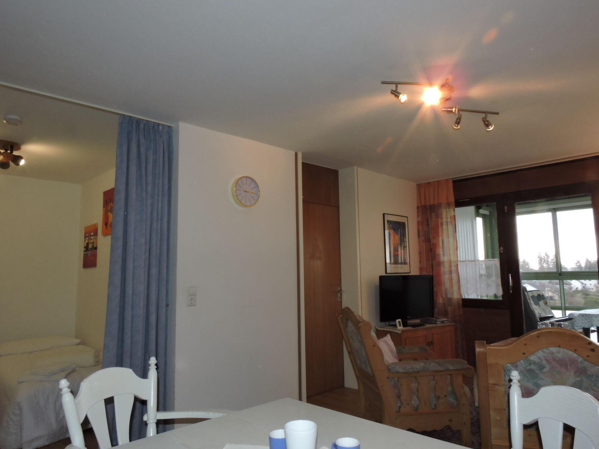 Foto 6 - Apartamento de 2 quartos em Löffingen com piscina