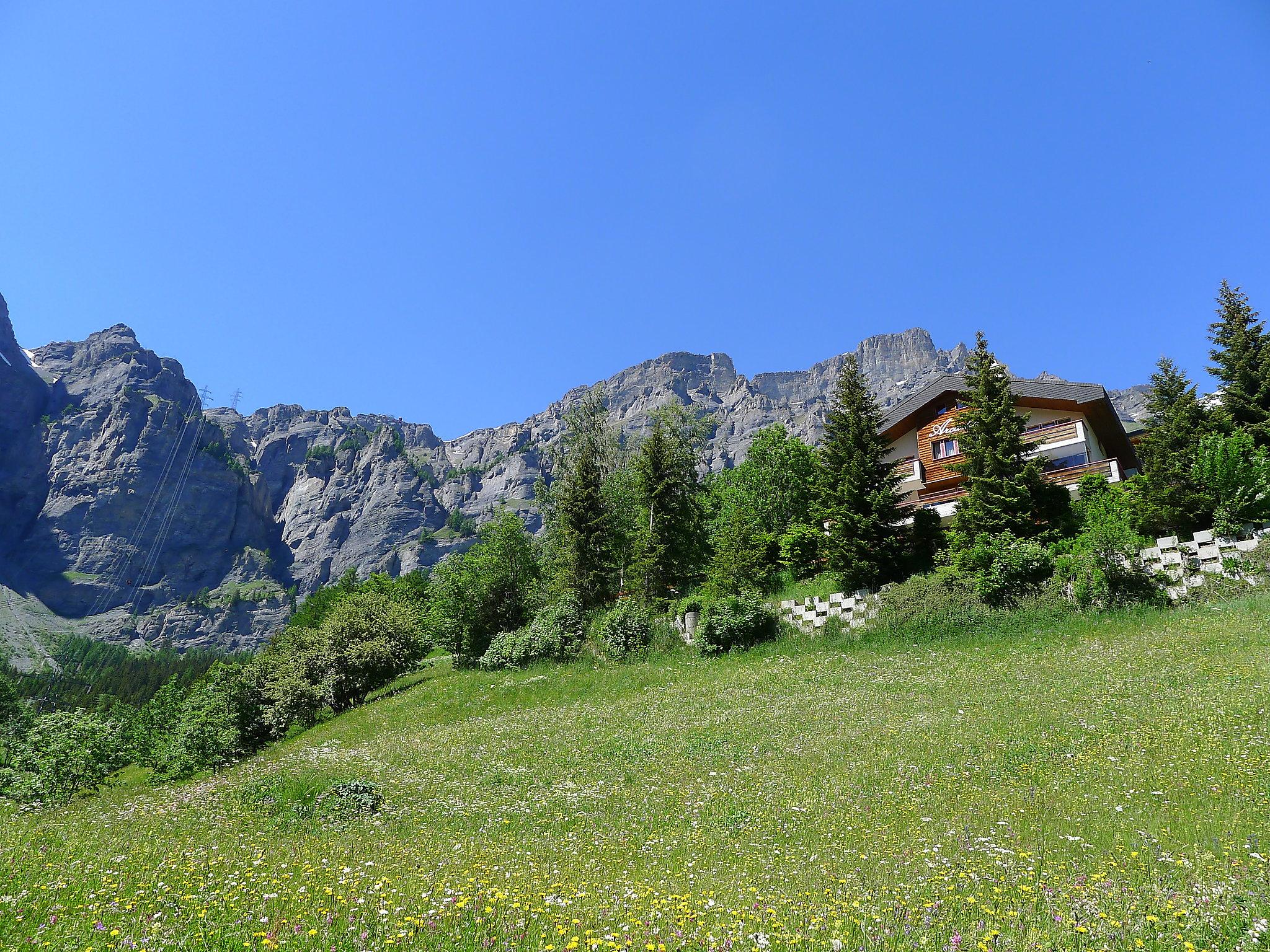 Foto 5 - Apartamento de 1 habitación en Leukerbad con vistas a la montaña