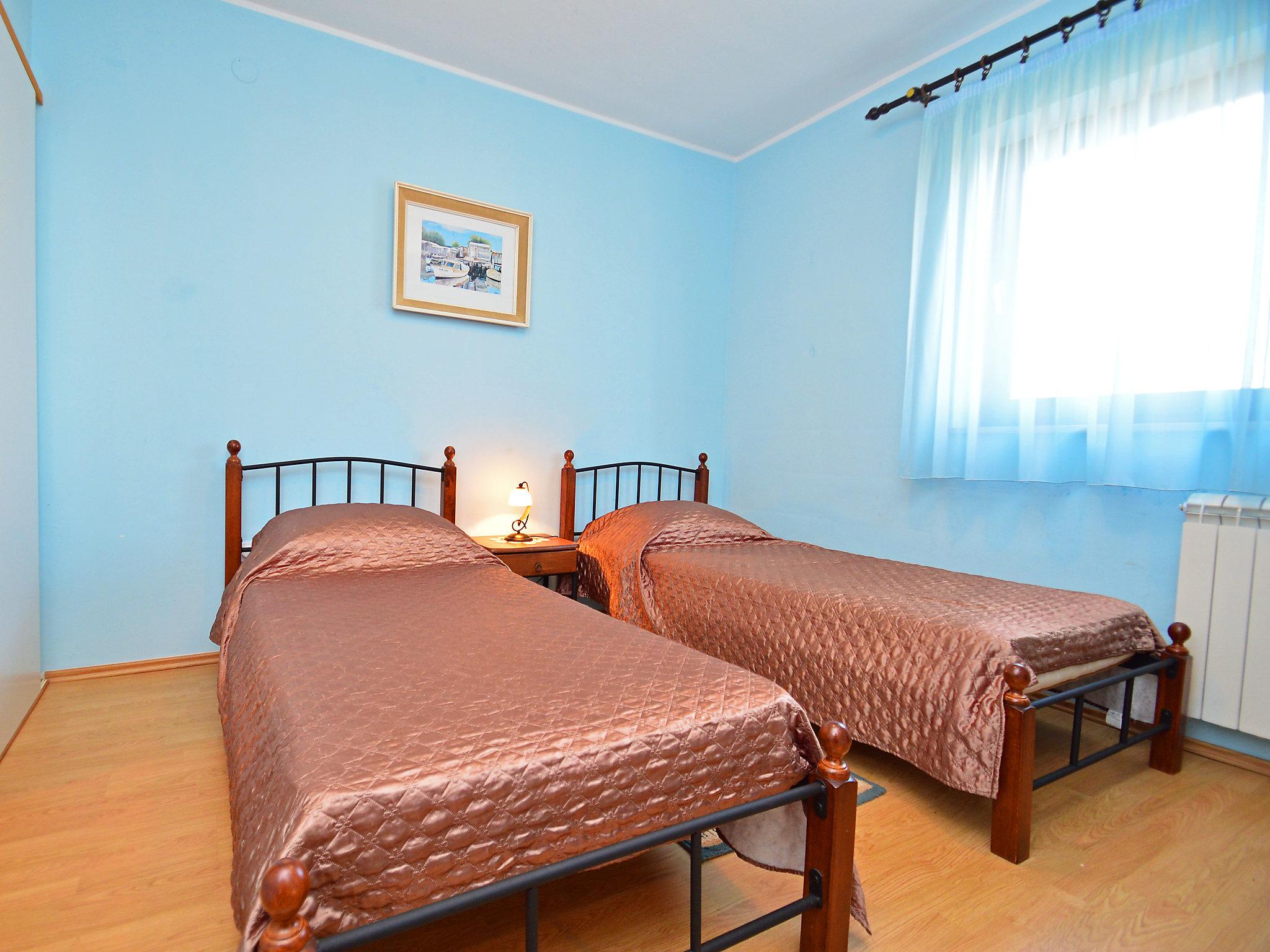 Foto 7 - Apartamento de 2 habitaciones en Marčana con terraza y vistas al mar